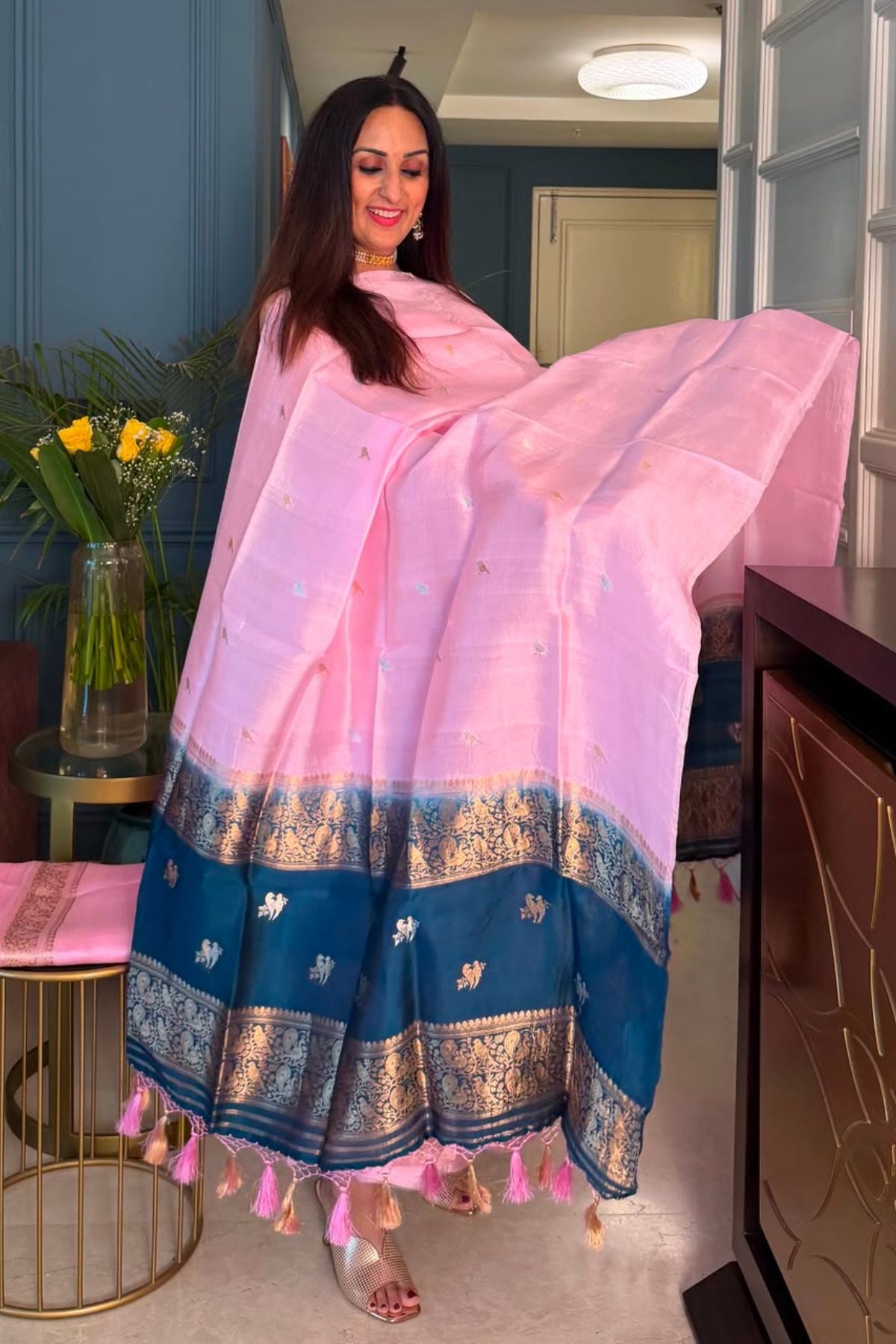 Banarasi weave on pure raw mango silk!!