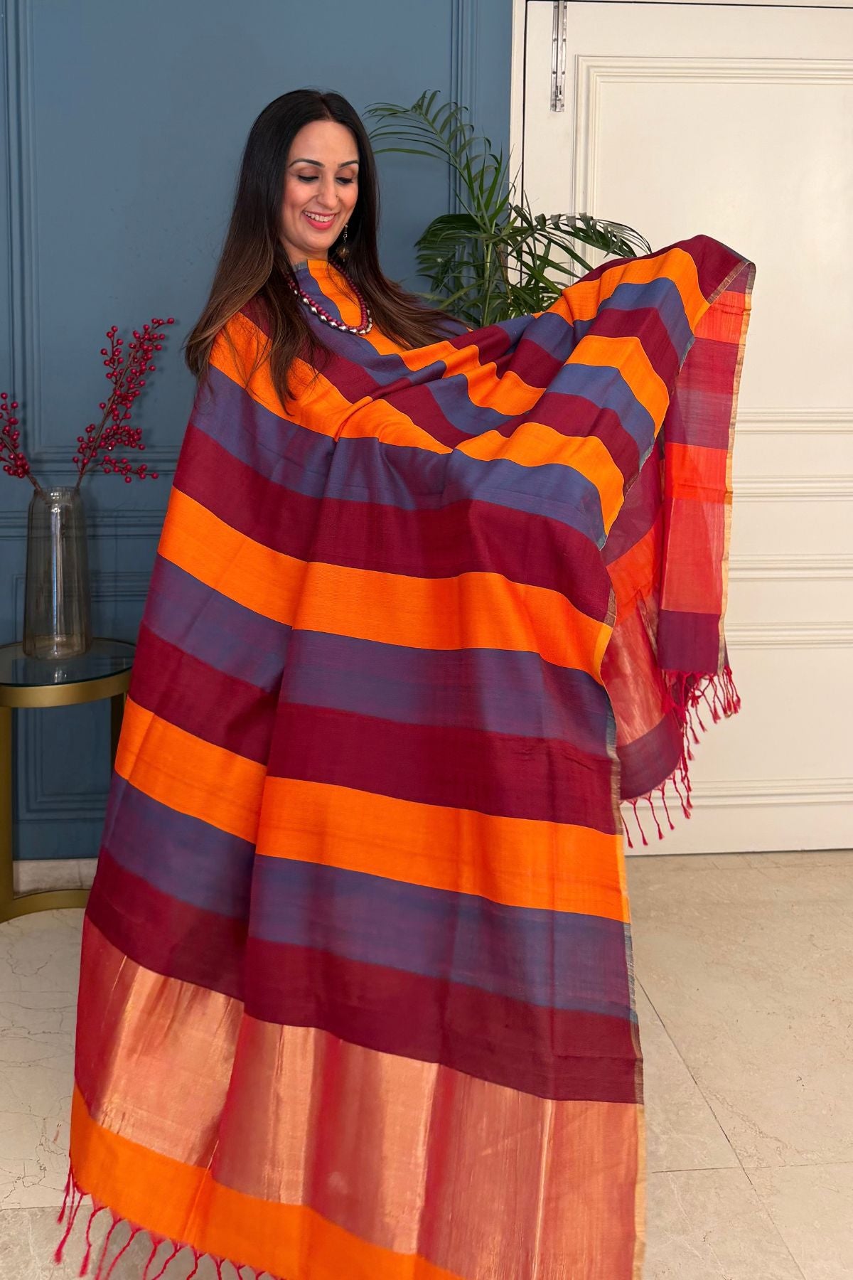 Maheshwari weave kurta dupatta set on cotton silk