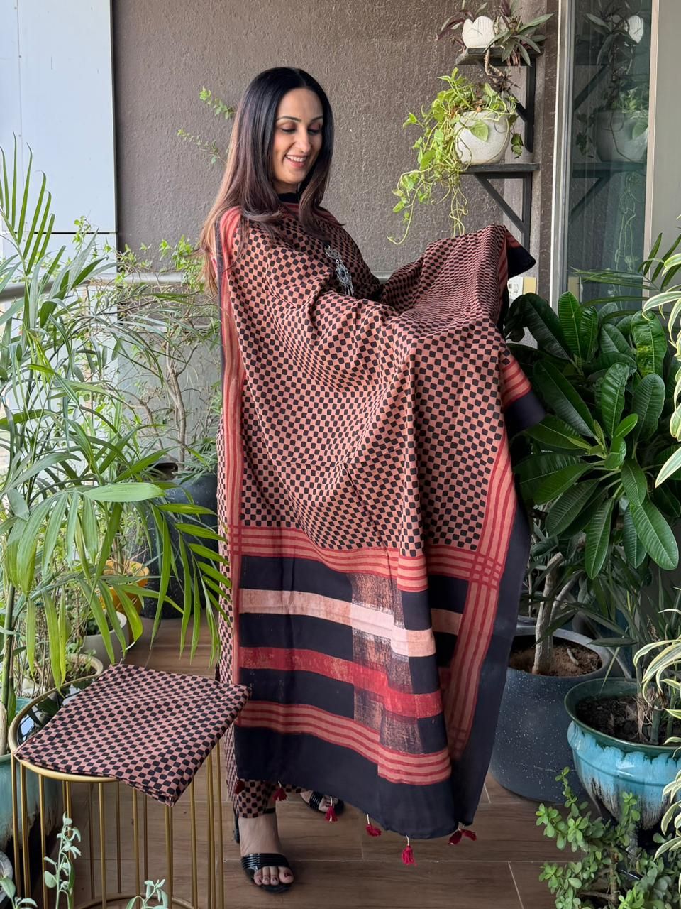 Handblocked Ajrakh Taj cotton full sets!!
