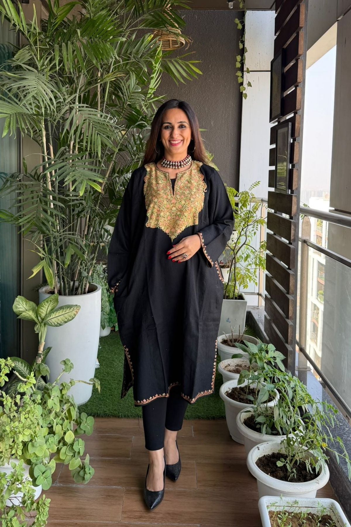 Woollen Kashmiri Phiran with Aari work