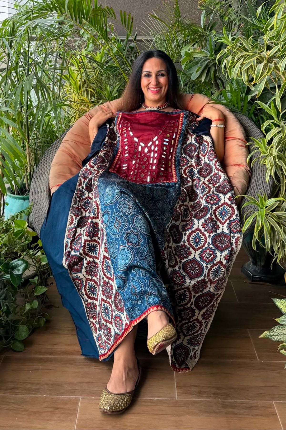 Handcrafted Kutch mirror work kurta on pure Mashru!!