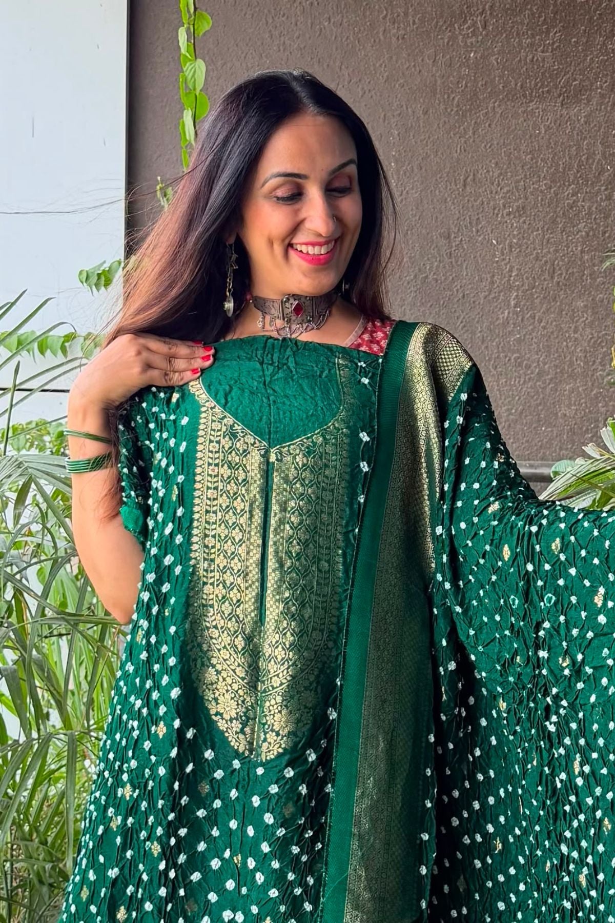 Pure gaji silk full set with hand done bandhani and zari weaving!!