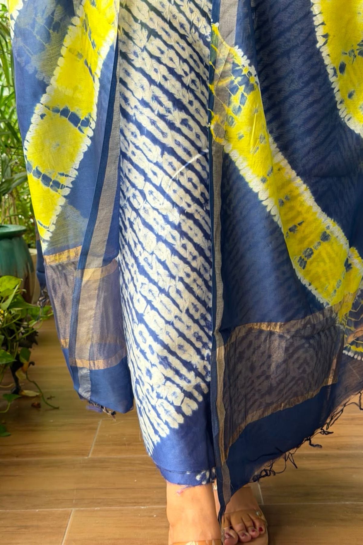 Shibori tie and dye kurta dupatta set on pure Chanderi!!