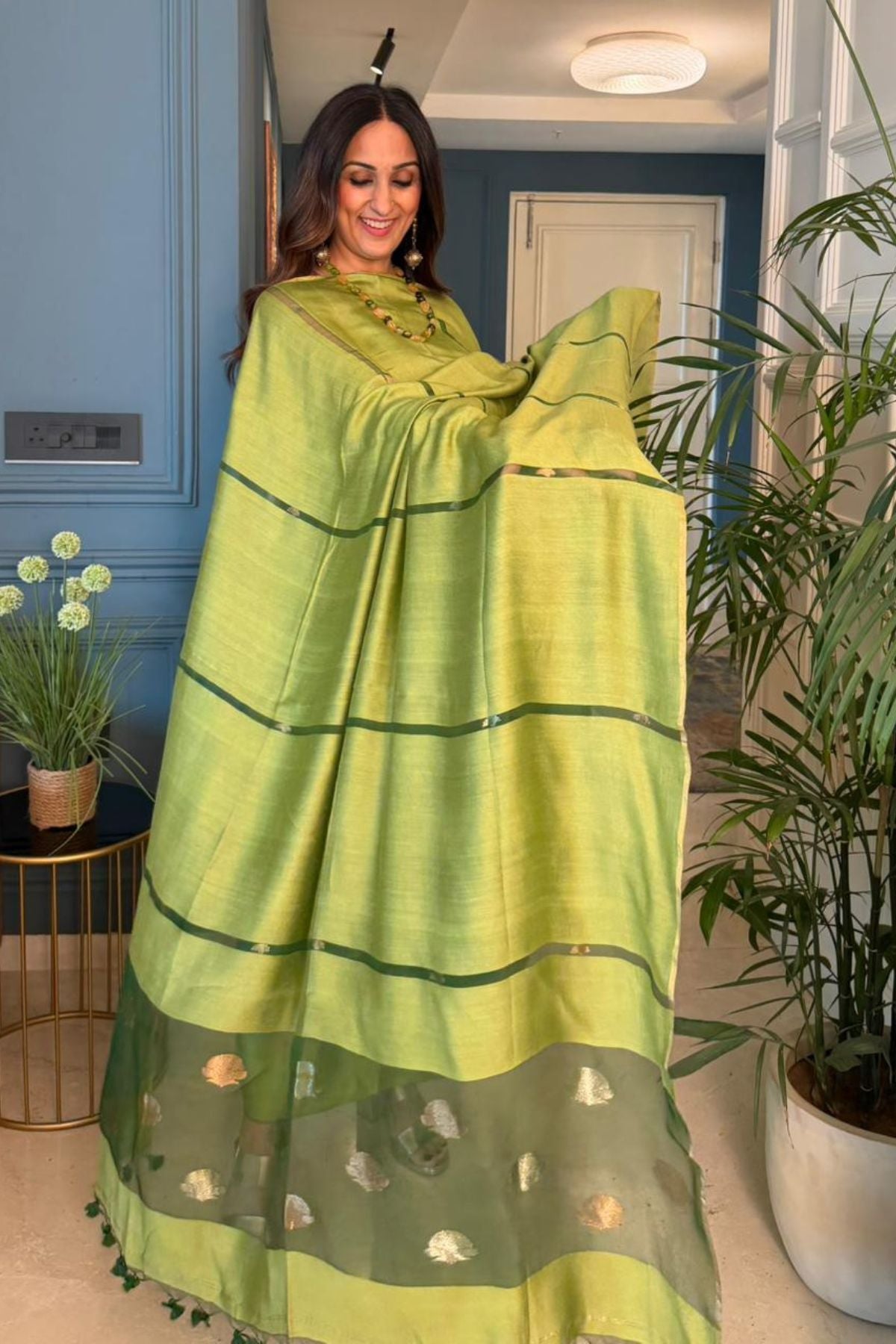 Pure Muslin Bangalore Silk kurta dupatta set with Jamdani work!!