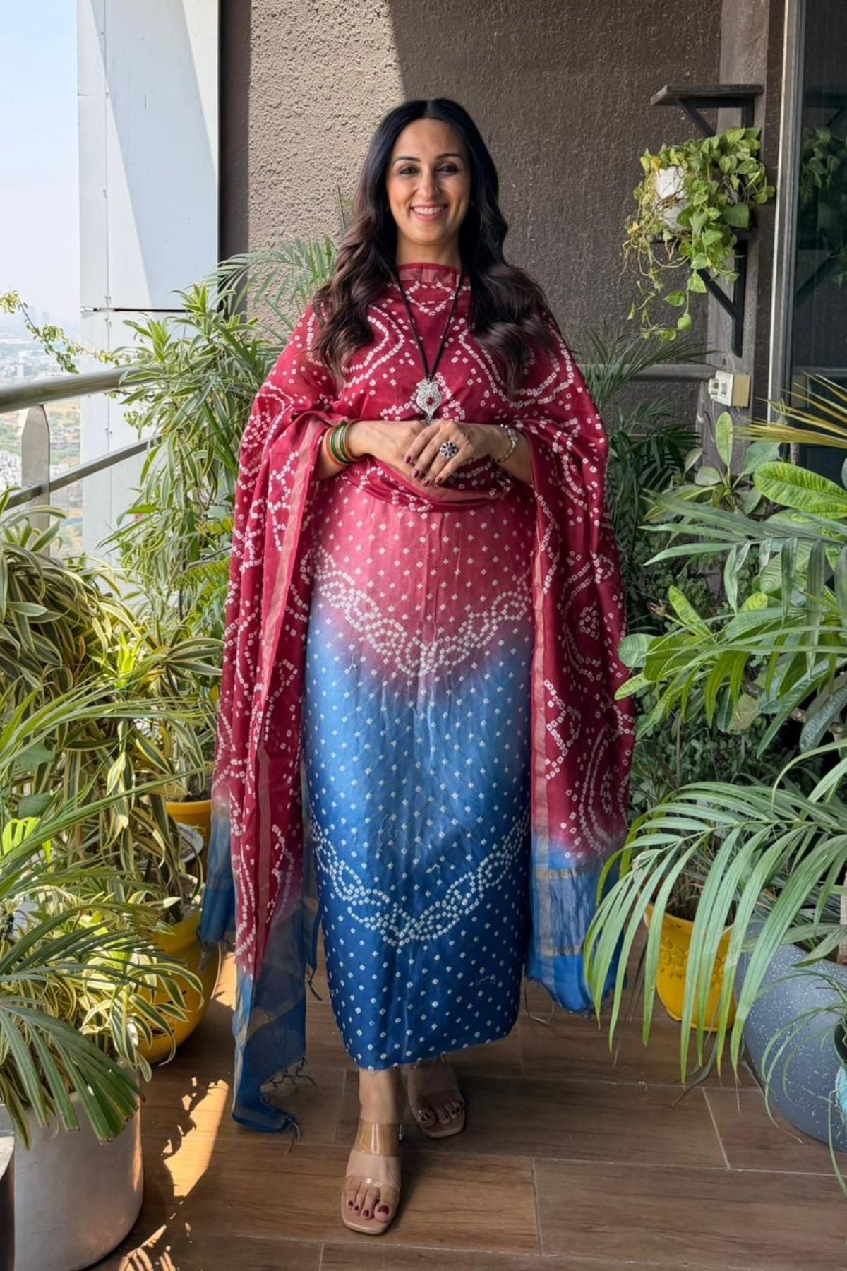 Bandhani kurta dupatta set on shaded Chanderi silk!!