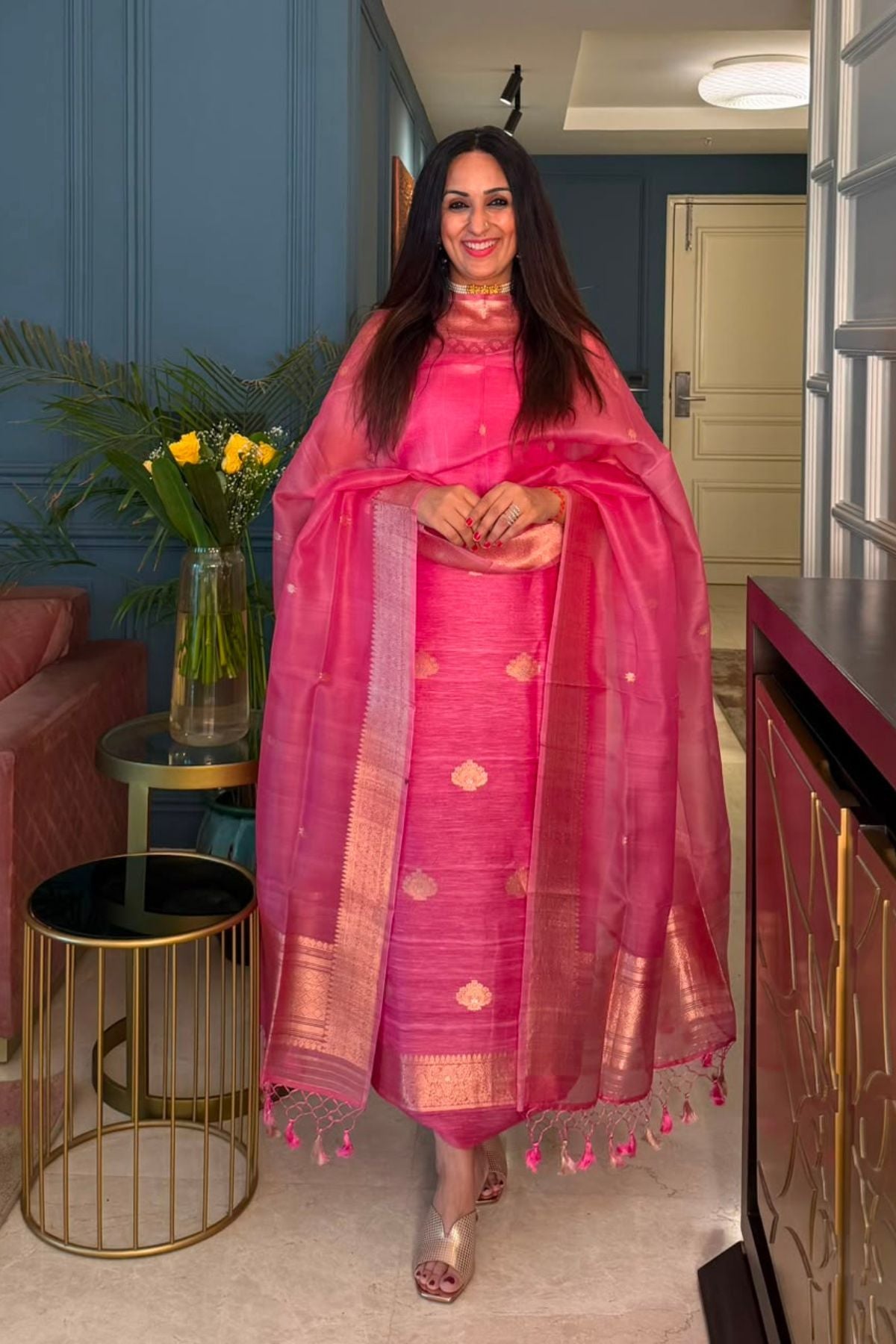 Banarasi weave on pure Linen silk!!