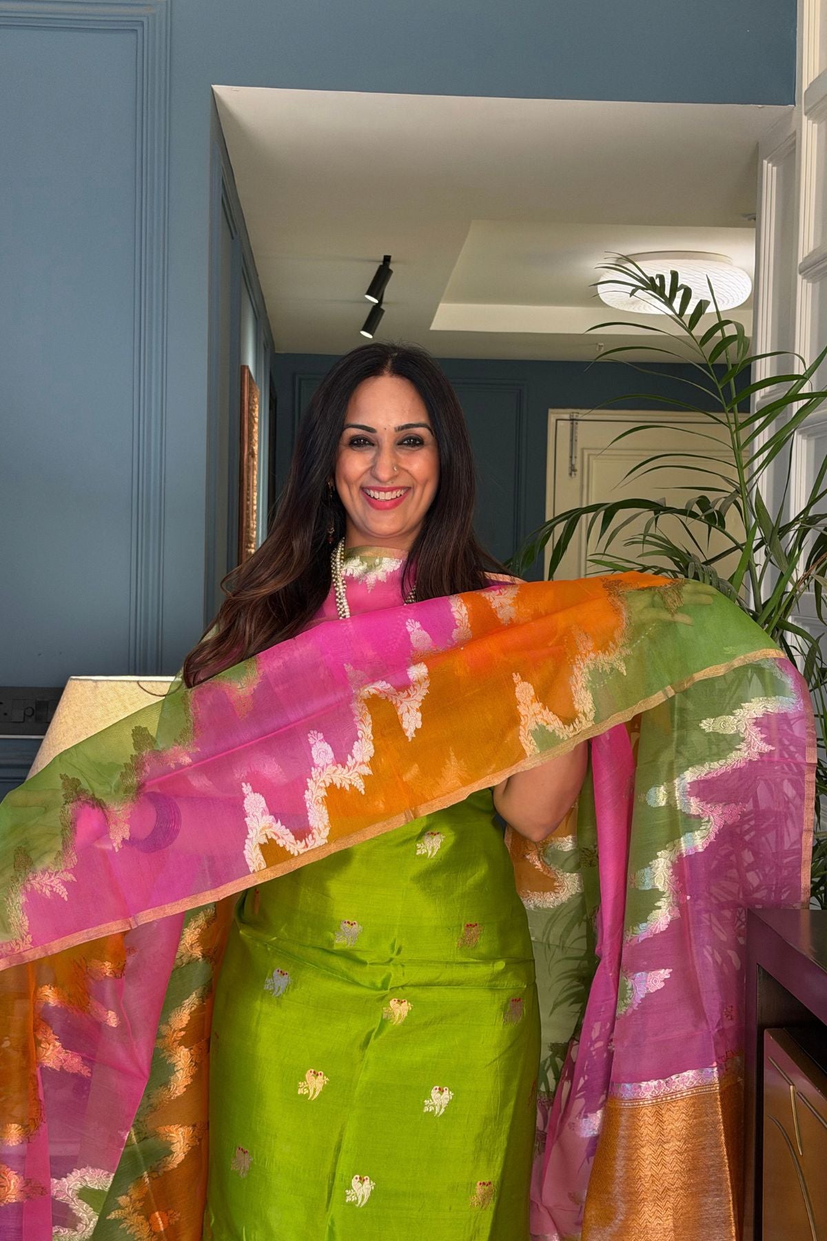 Handwoven pure Banarasi raw mango silk suit sets with rangkaat dupatta!!