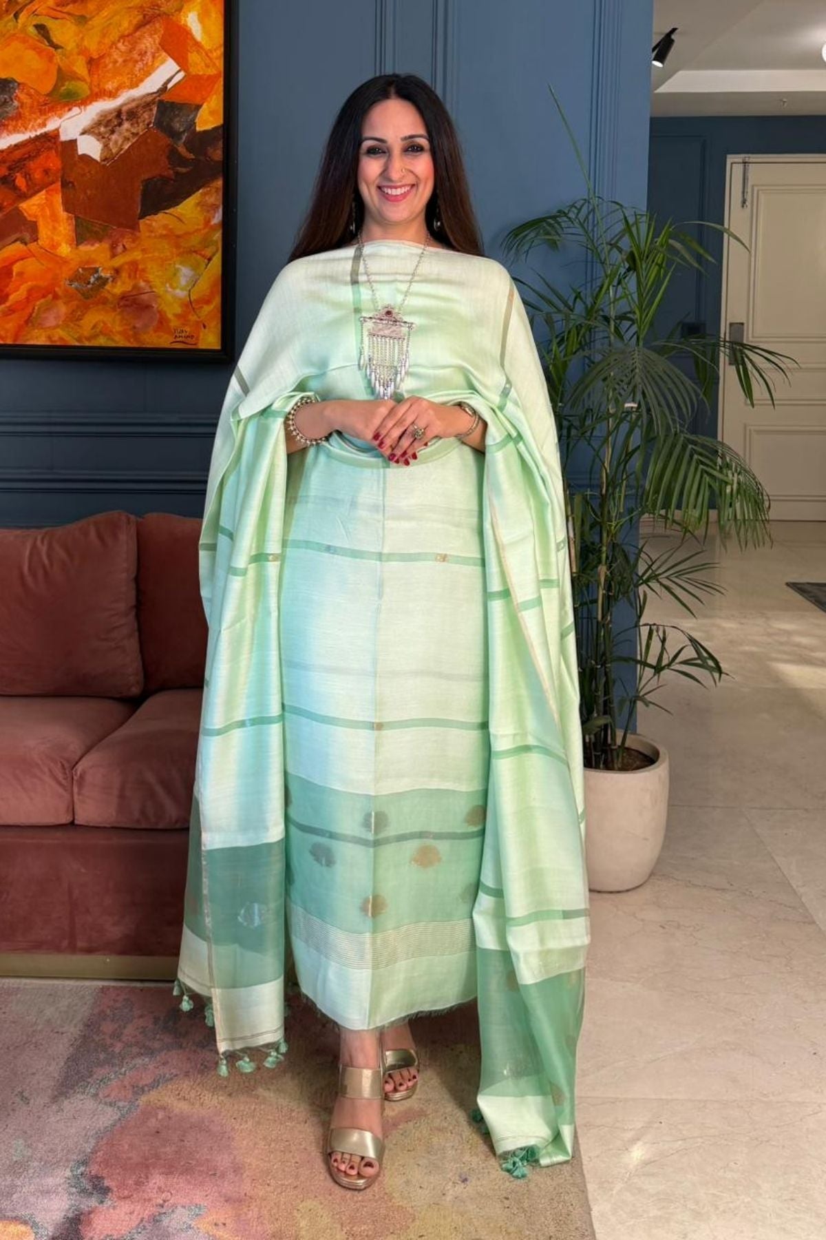 Pure Muslin Bangalore Silk kurta dupatta set with Jamdani work!!