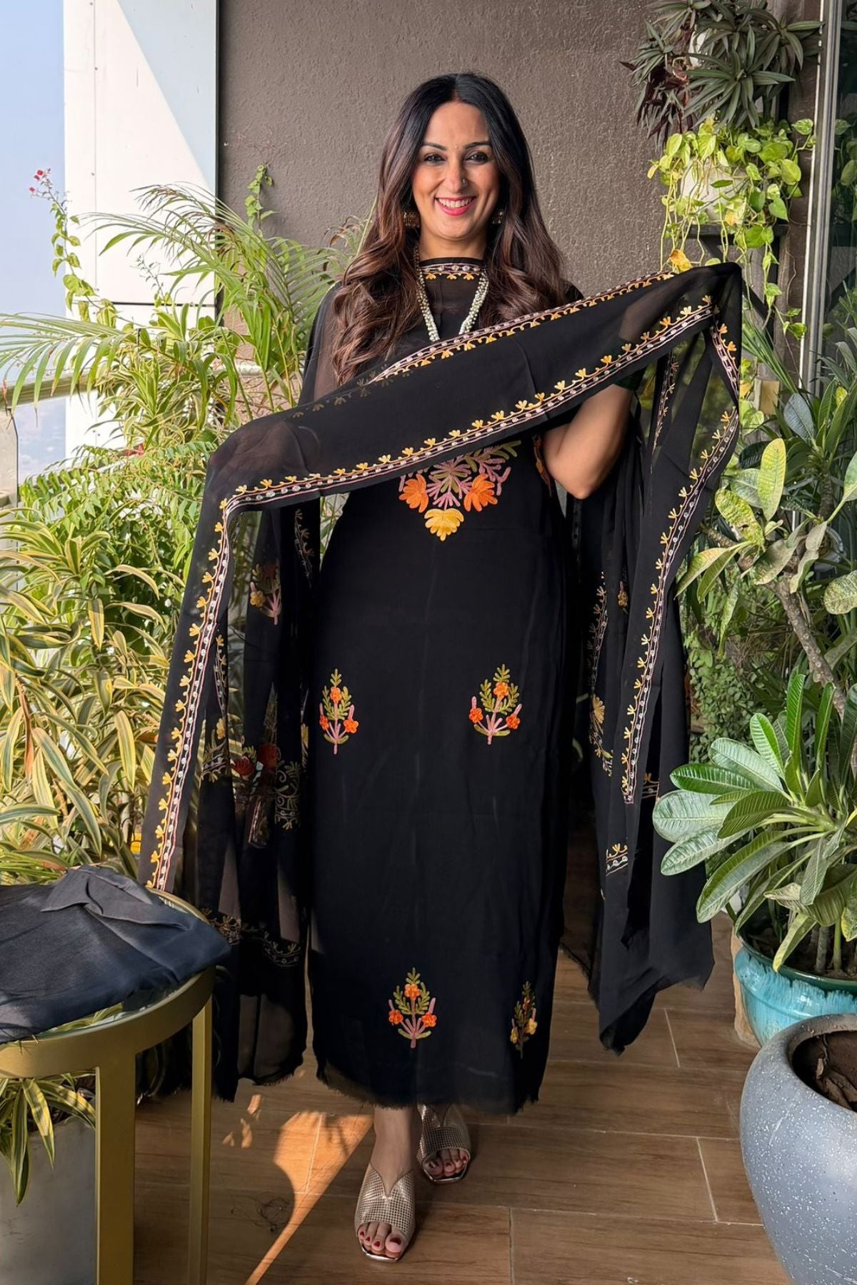 Georgette full suit set with Kashmiri embroidery