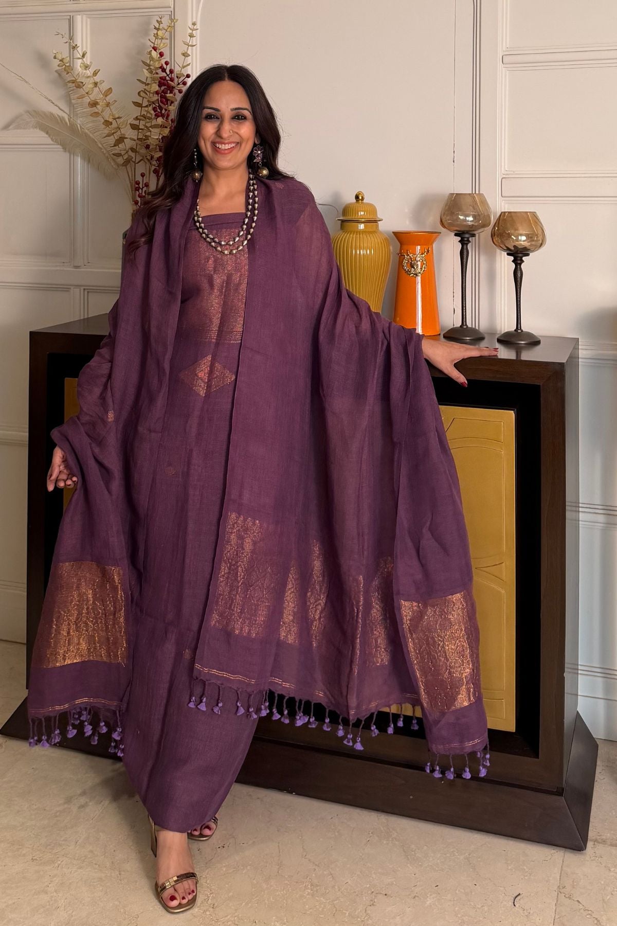 Jamdani Handwoven linen by linen sets!!
