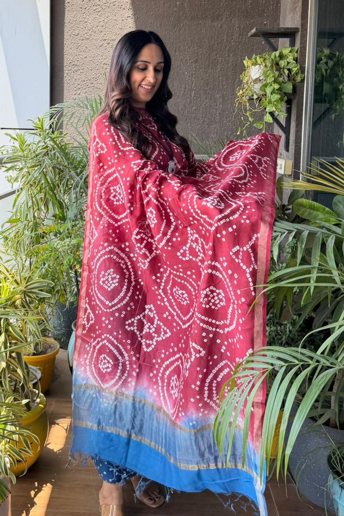 Bandhani kurta dupatta set on shaded Chanderi silk!!