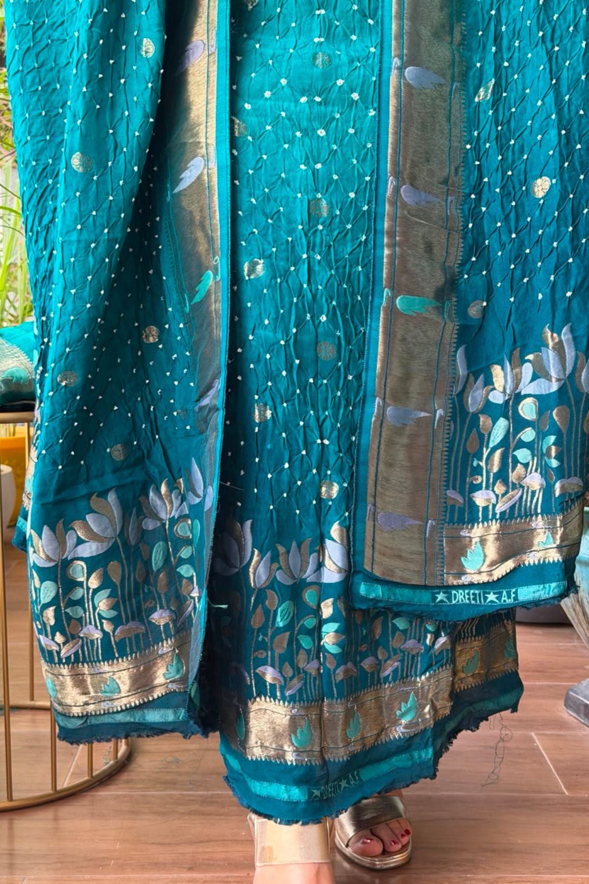 Pure gaji silk full set with hand done bandhani and zari weaving!!