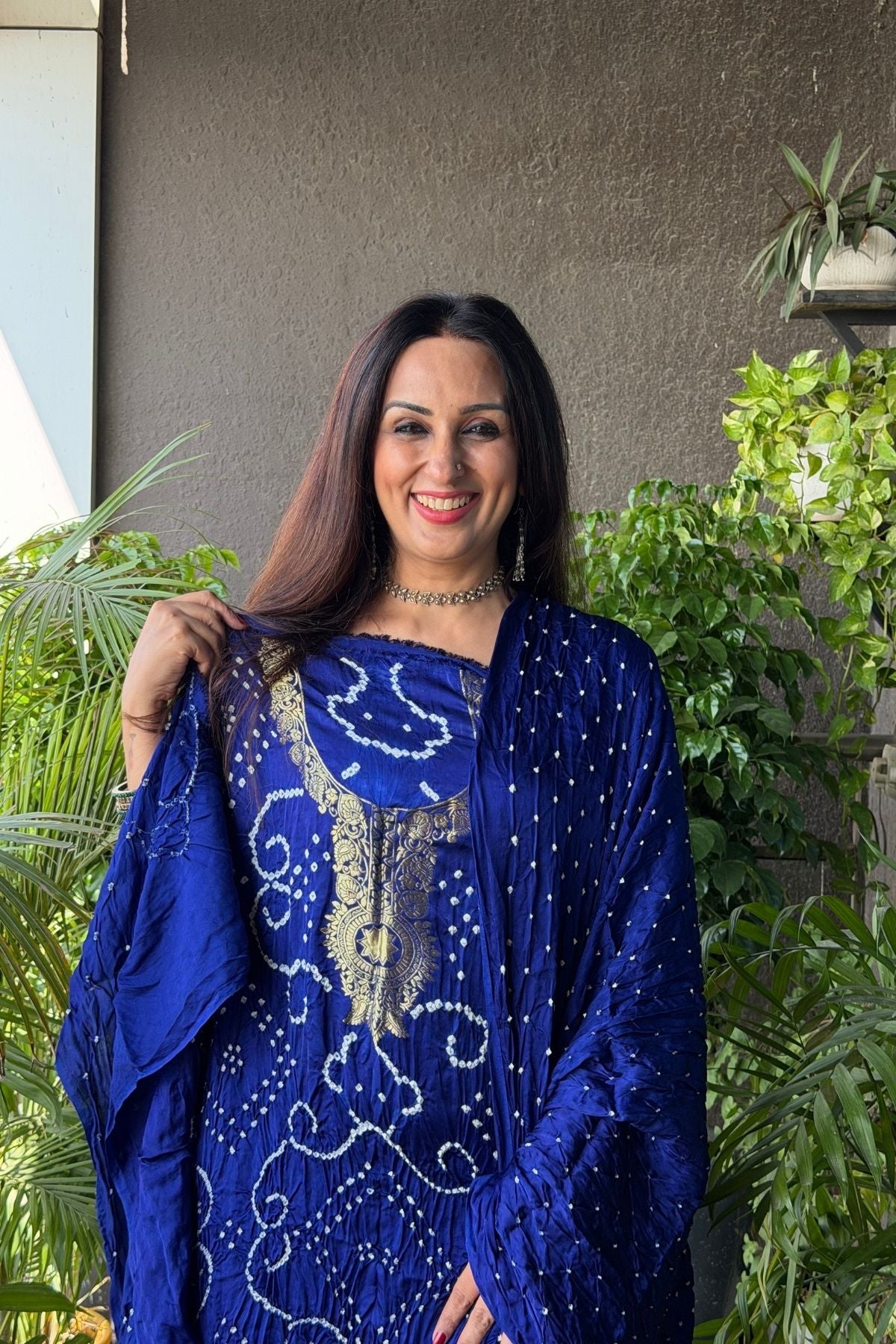 Pure modal silk full set with hand done bandhani and zari weaving!!