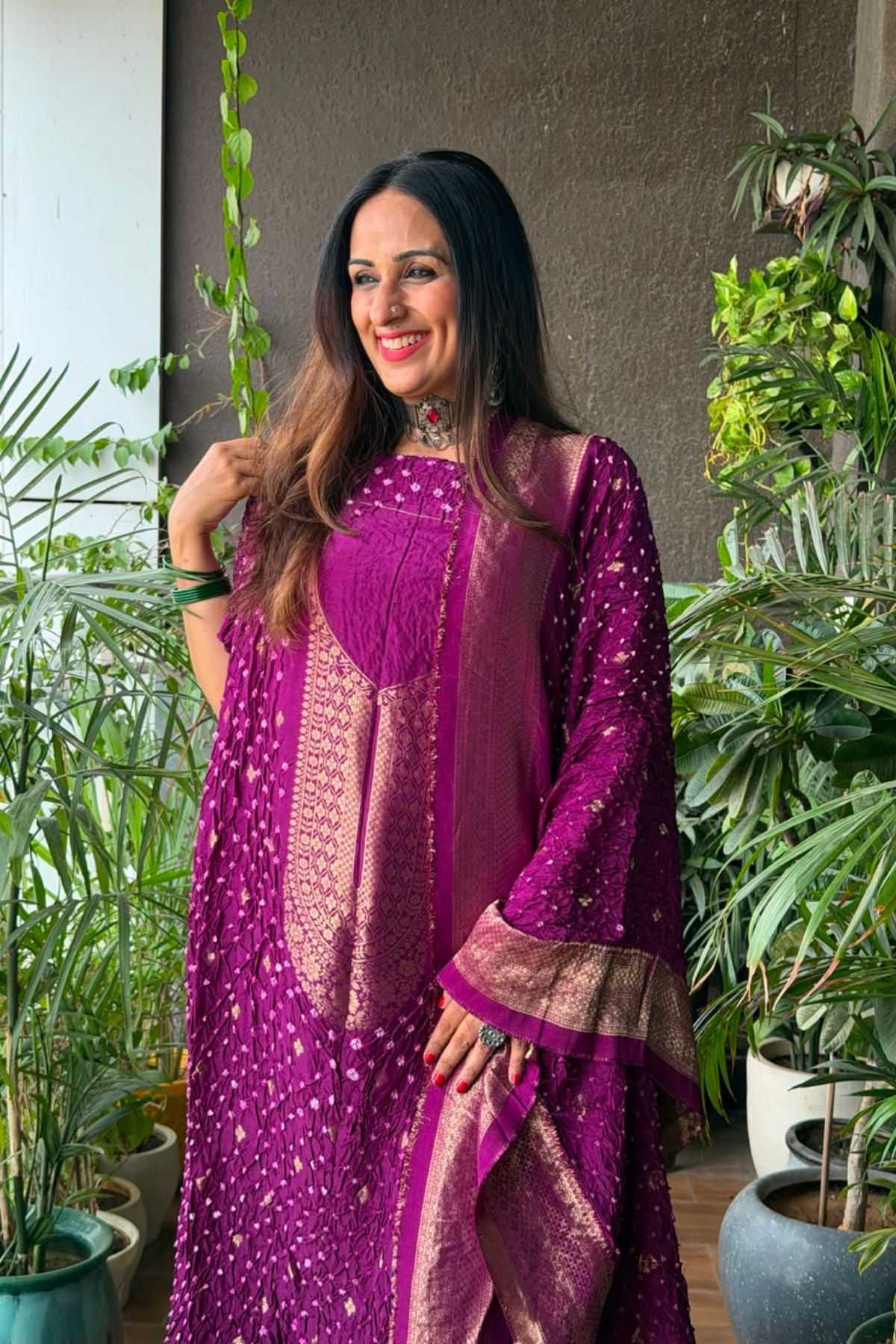Pure gaji silk full set with hand done bandhani and zari weaving!!