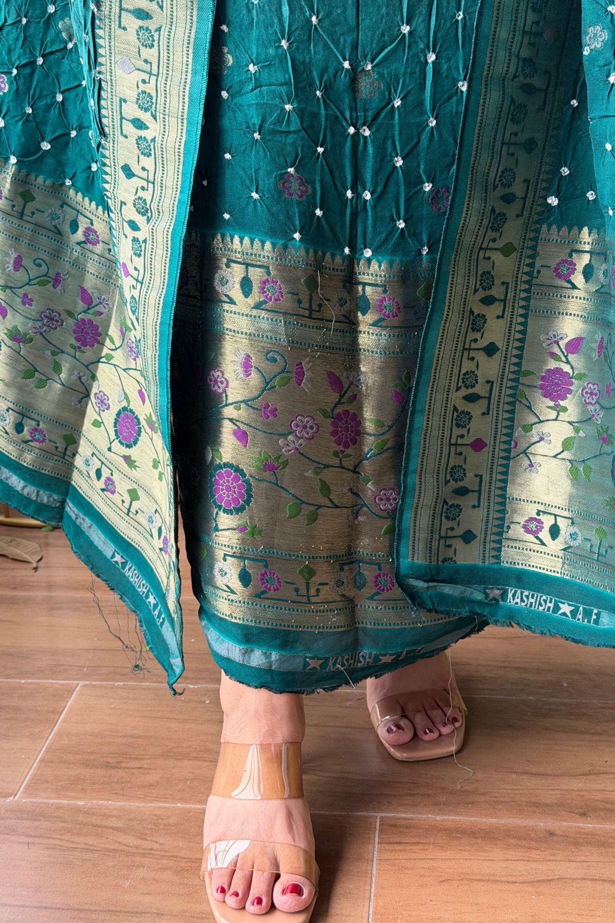 Pure gaji silk full set with hand done bandhani and zari weaving!!