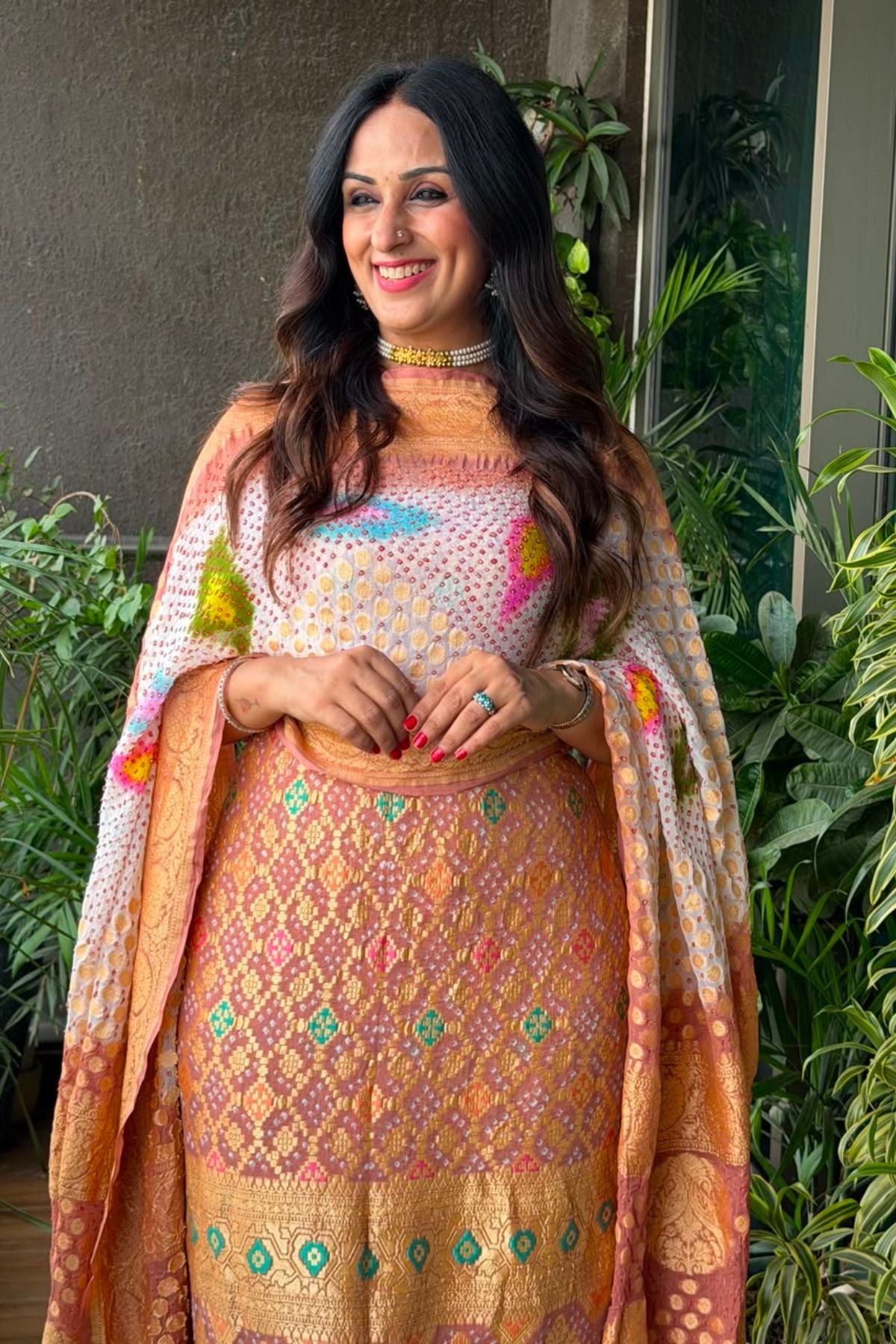 Banarasi khaddi georgette with red Bandhani kurta dupatta set!!!