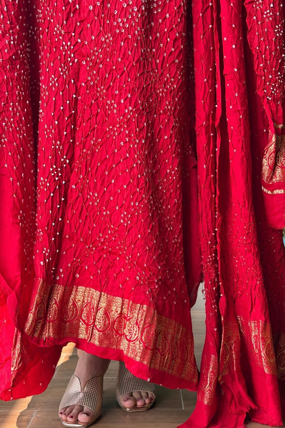 Pure modal silk full set with hand done bandhani and zari weaving!!