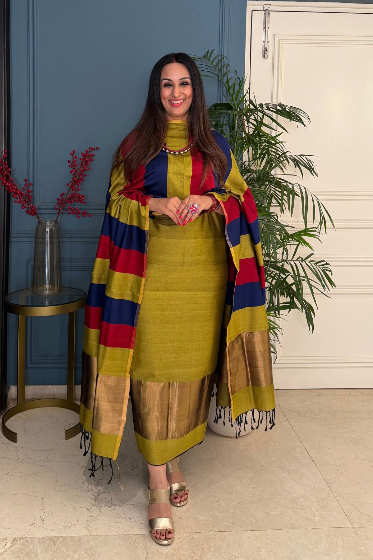 Maheshwari weave kurta dupatta set on cotton silk