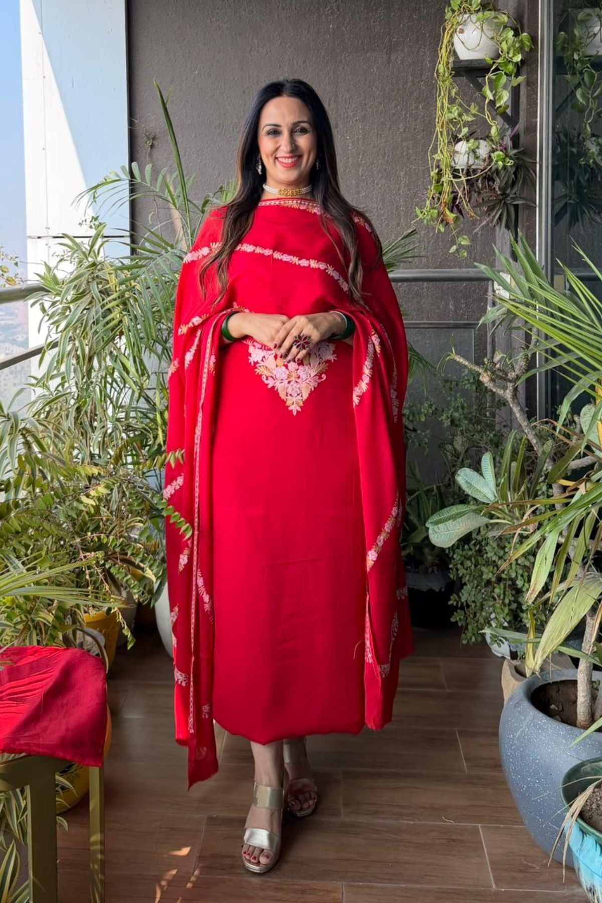 Chinon full sets with Kashmiri Aari embroidery!!!