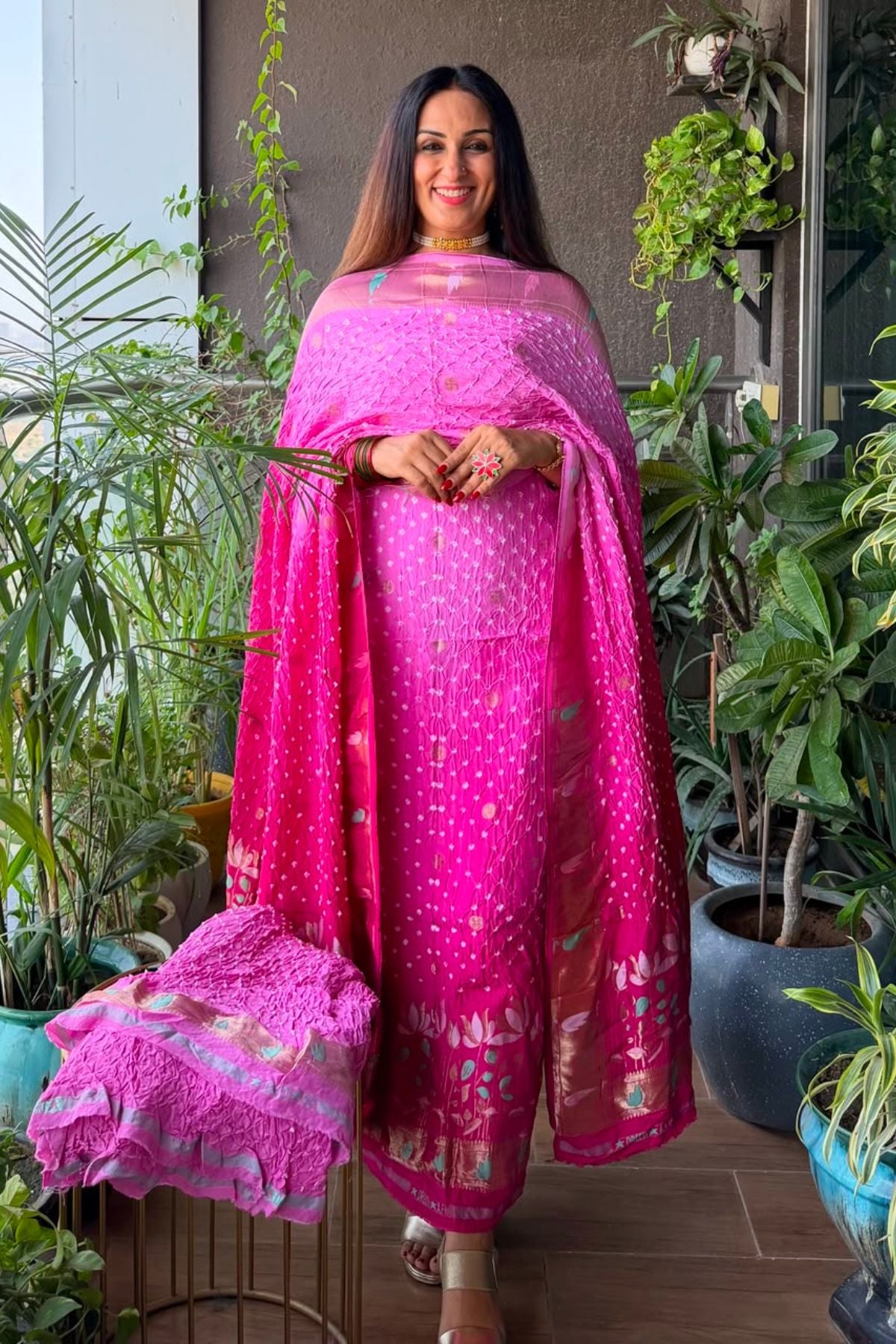 Pure gaji silk full set with hand done bandhani and zari weaving!!