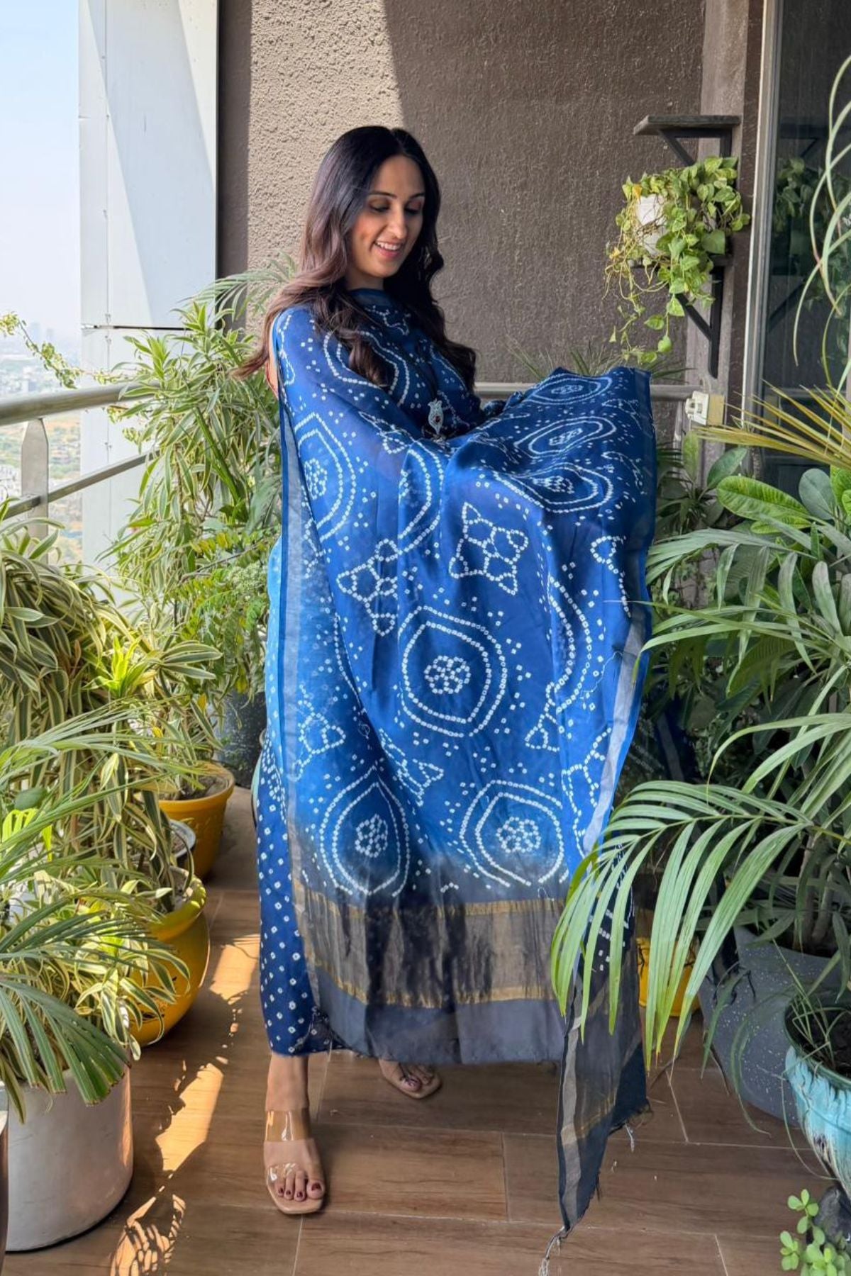 Bandhani kurta dupatta set on shaded Chanderi silk!!