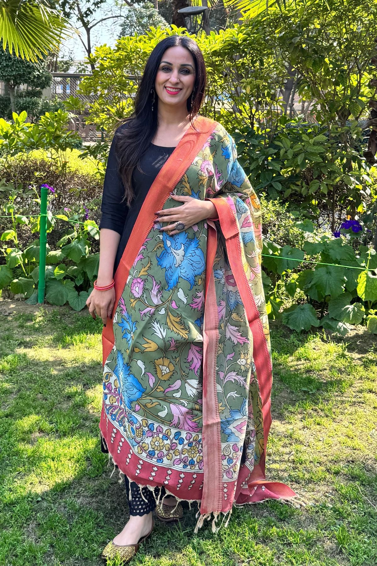 Painted kalamkari dupattas