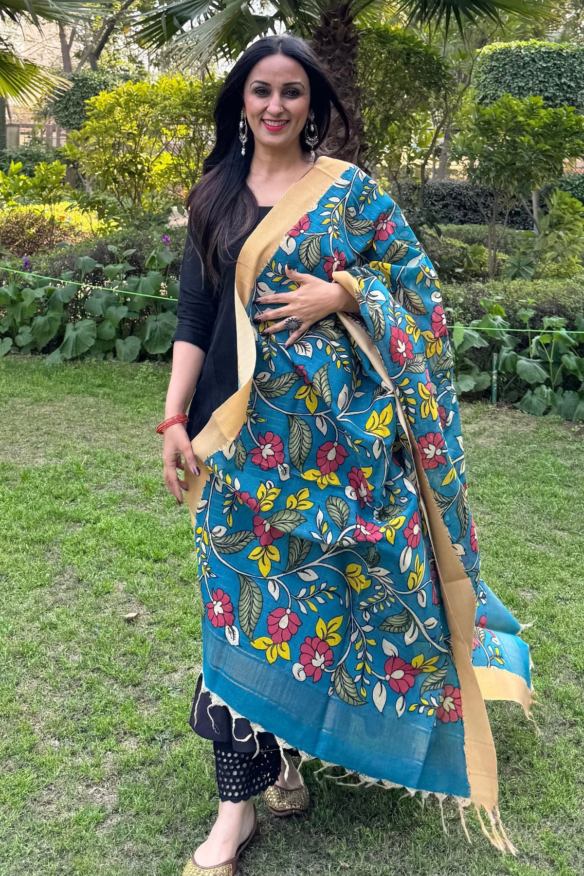 Painted kalamkari dupattas