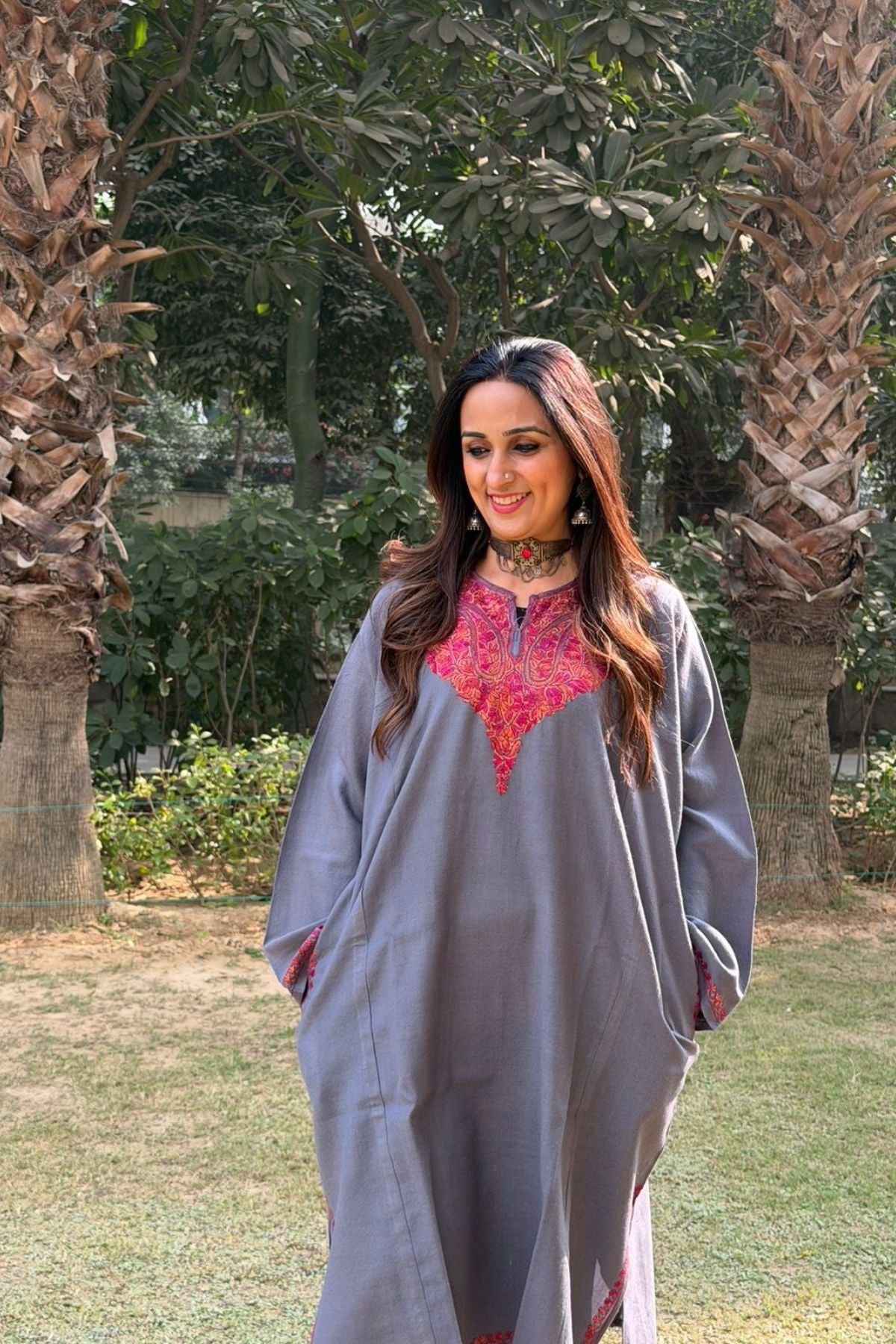 Sozni Handwork woollen Phiran