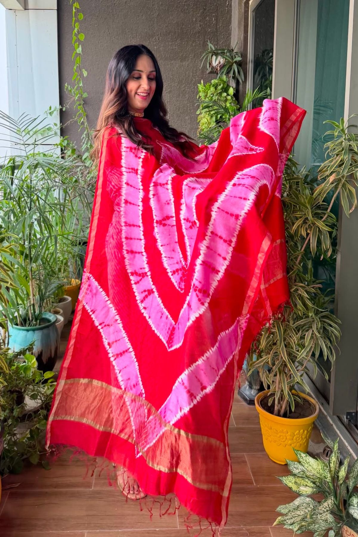 Shibori tie and dye kurta dupatta set on pure Chanderi!