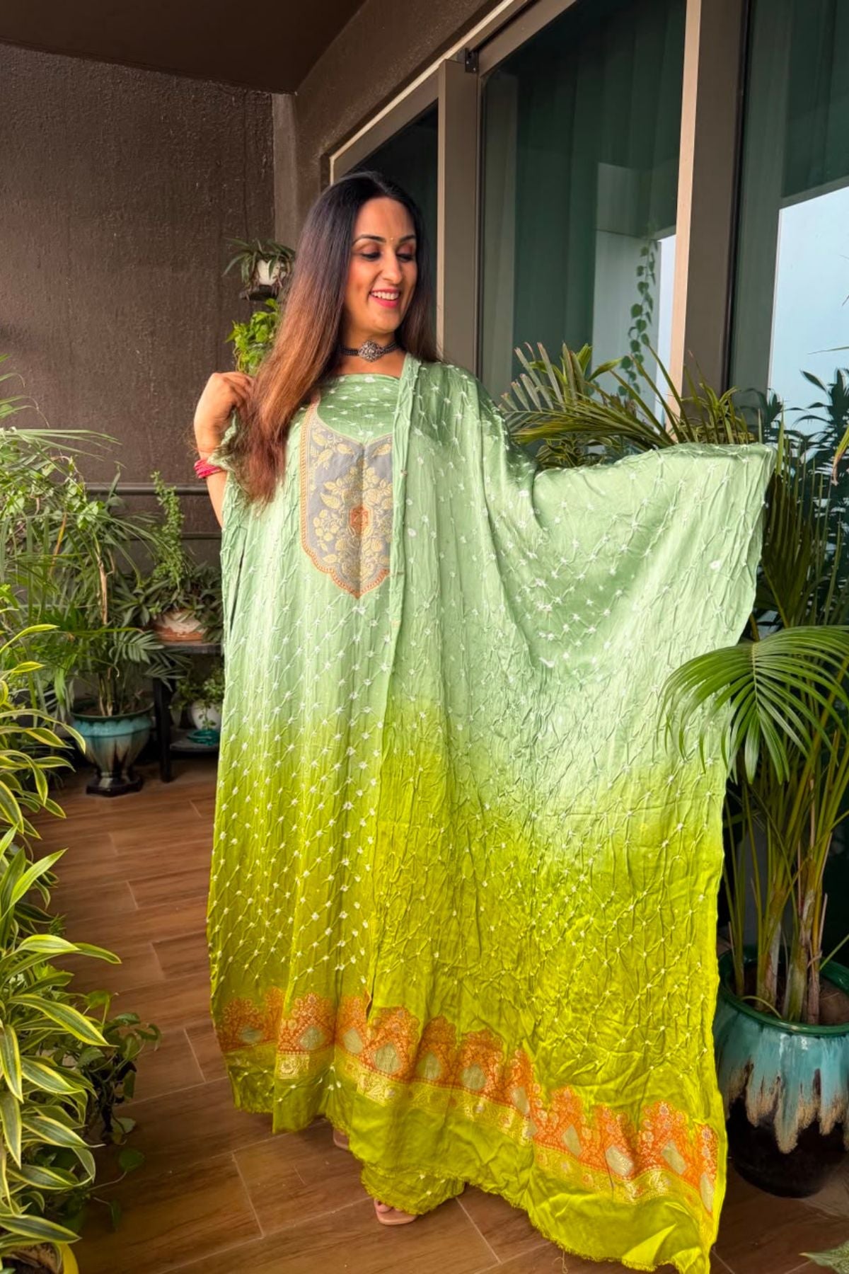 Bandhani with zari work kurta dupatta set on pure modal!!