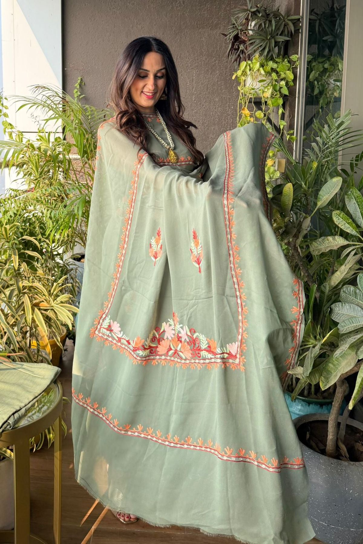 Georgette full suit set with Kashmiri embroidery