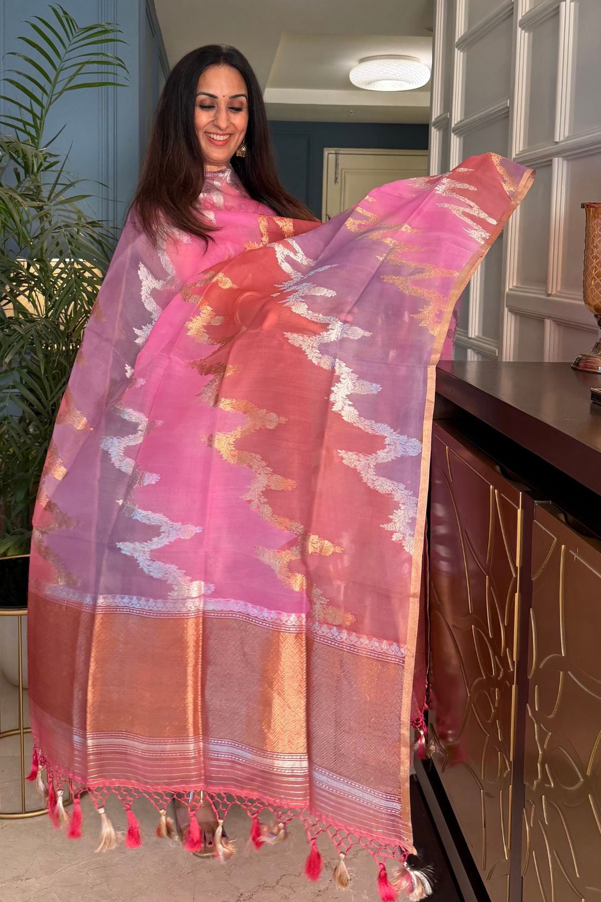 Pure Raw silk Banarasi set with pure Kora rangkaat dupatta!!