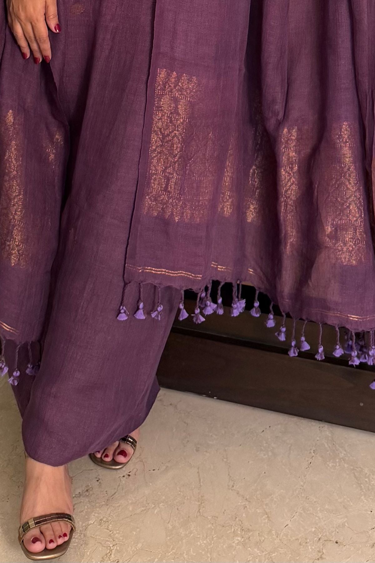 Jamdani Handwoven linen by linen sets!!