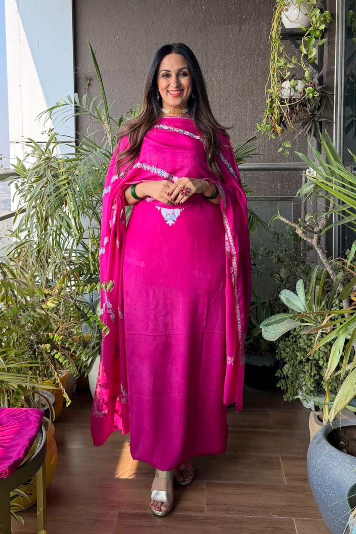 Chinon full sets with Kashmiri Aari embroidery!!!