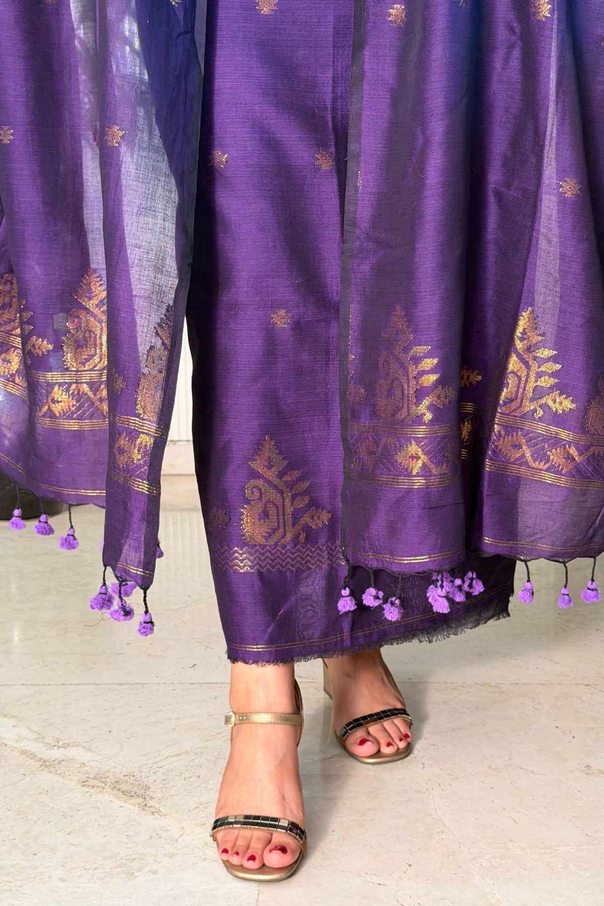 Mercerised pure cotton zari weave kurta dupatta sets with Jamdani weave !!