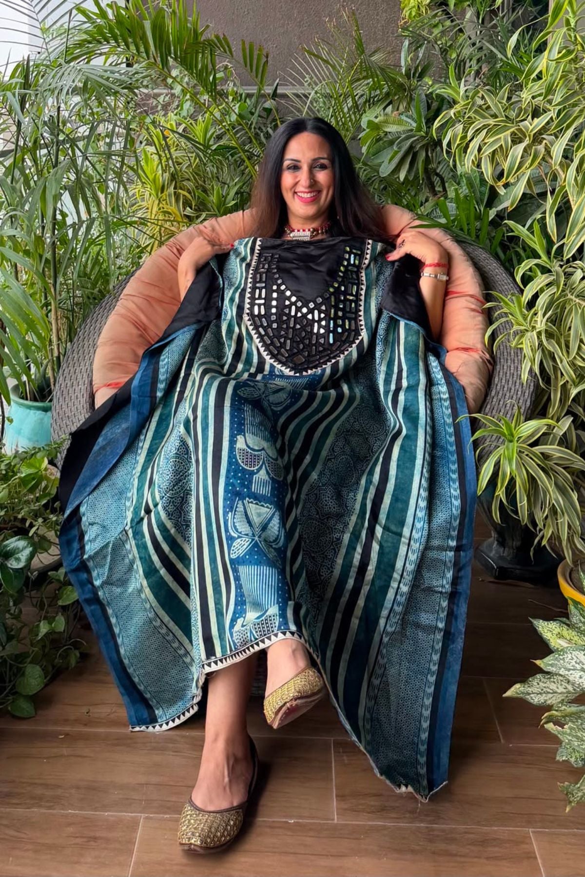 Handcrafted Kutch mirror work kurta on pure Mashru!!