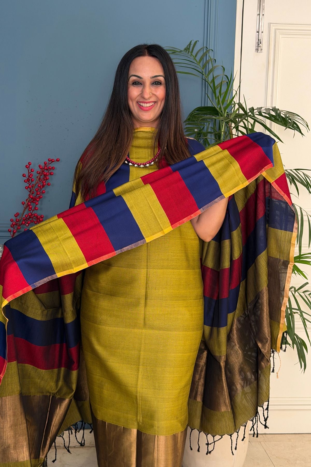 Maheshwari weave kurta dupatta set on cotton silk