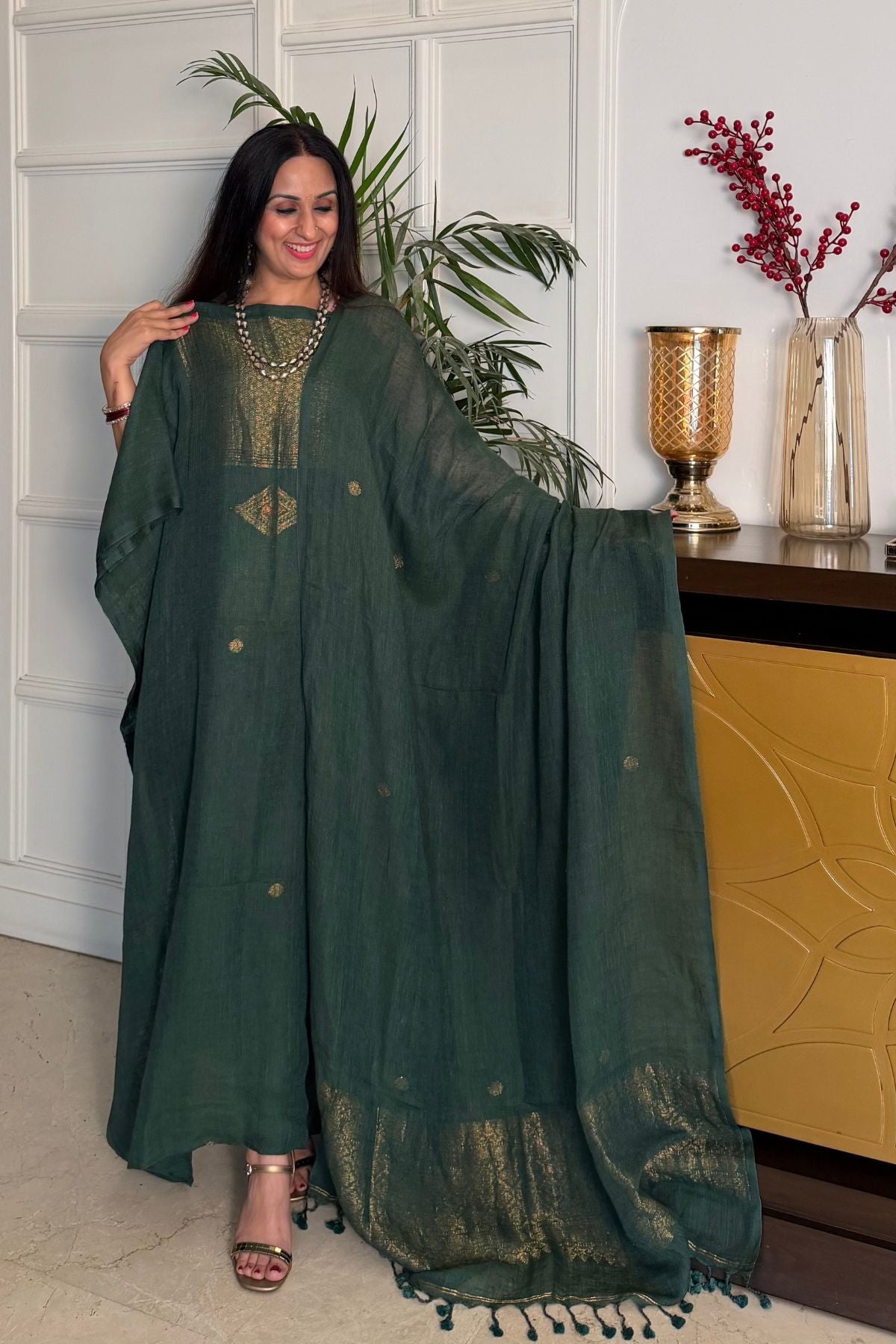 Jamdani Handwoven linen by linen sets!!