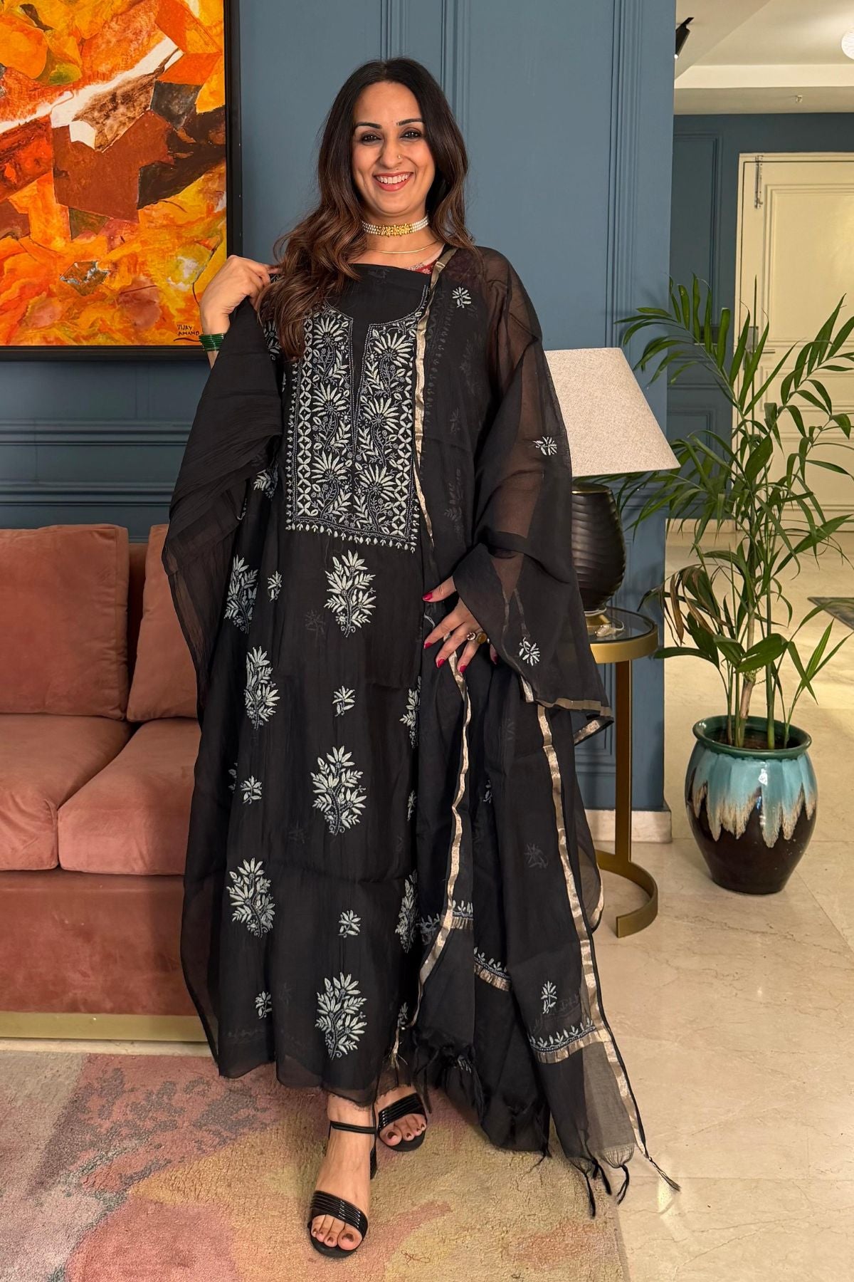 Chikankari on pure Mul cotton!!