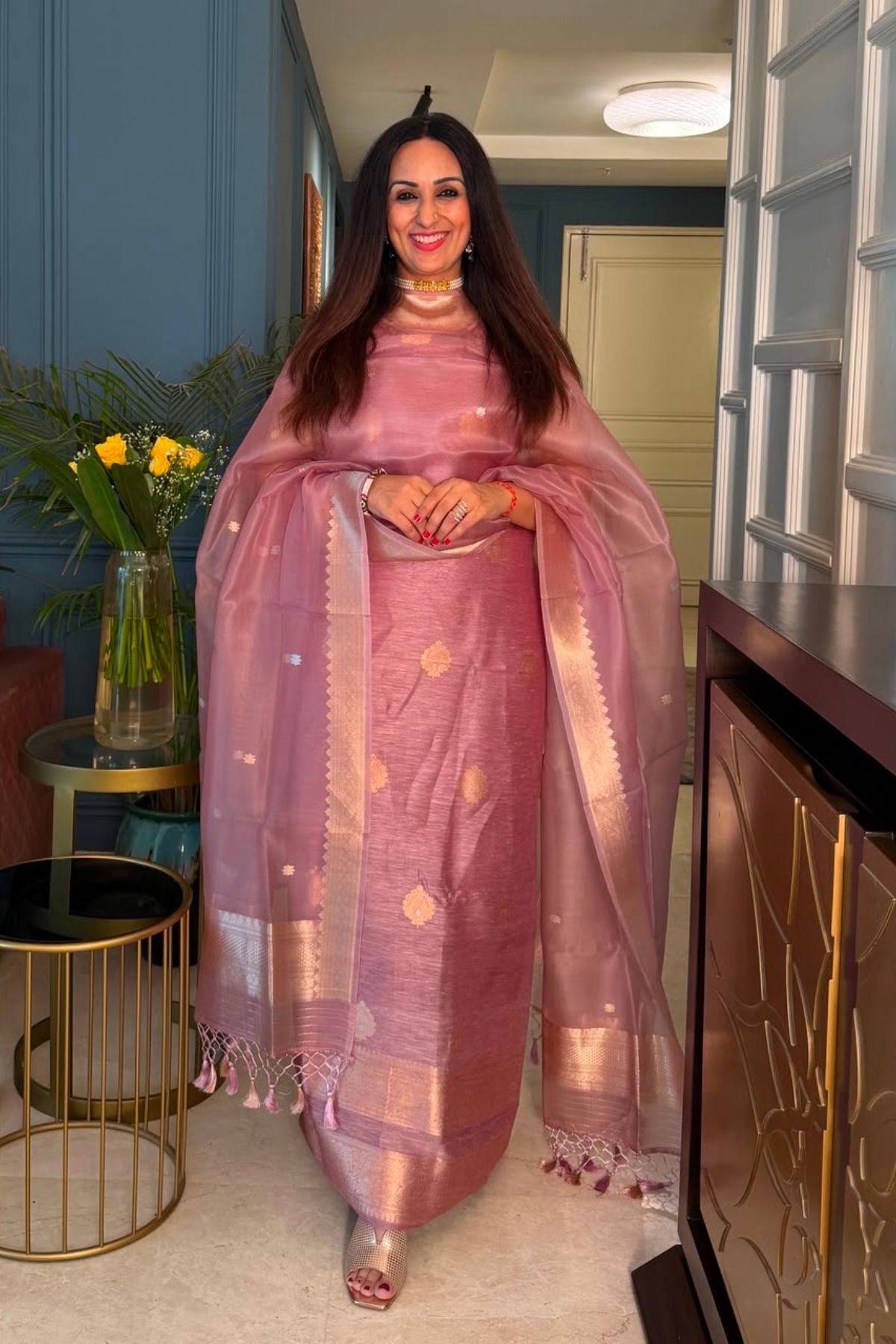 Banarasi weave on pure Linen silk!!
