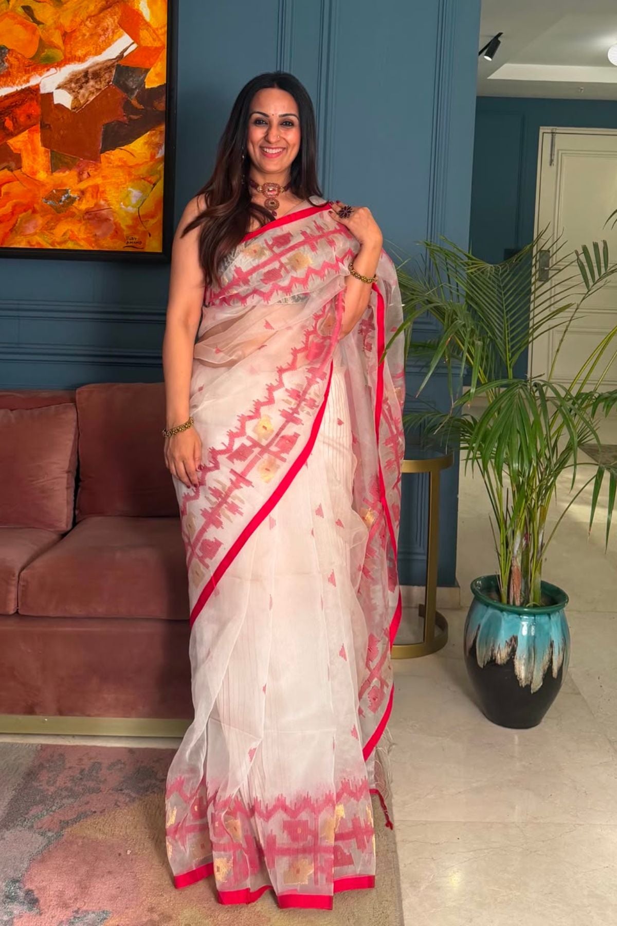 Dhakai Jamdani pure muslin saree with blouse!!