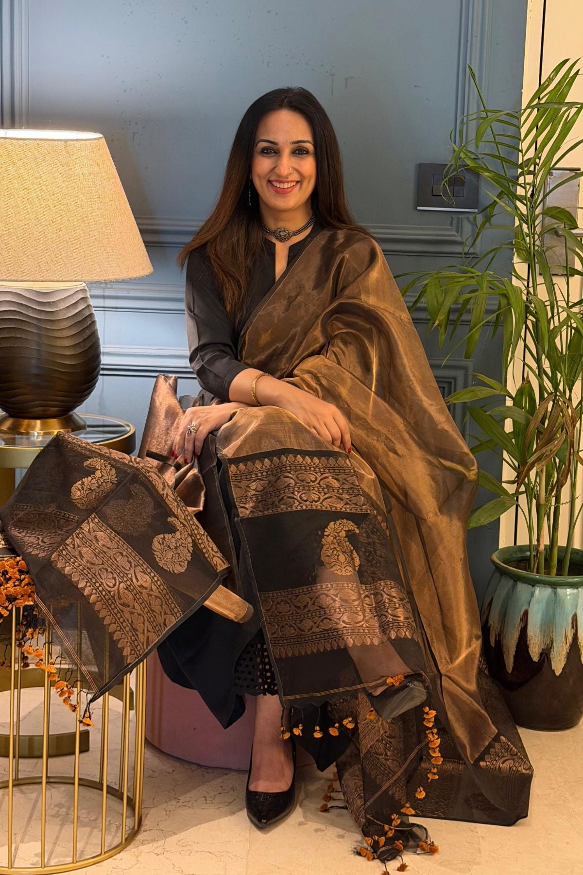 Metallic muslin tissue dupatta!!