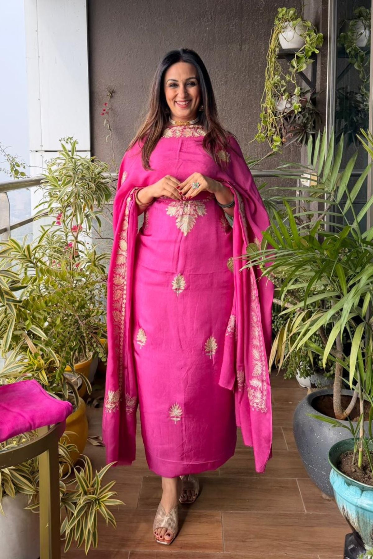 Upadda suit sets with Kashmiri Aari work!!