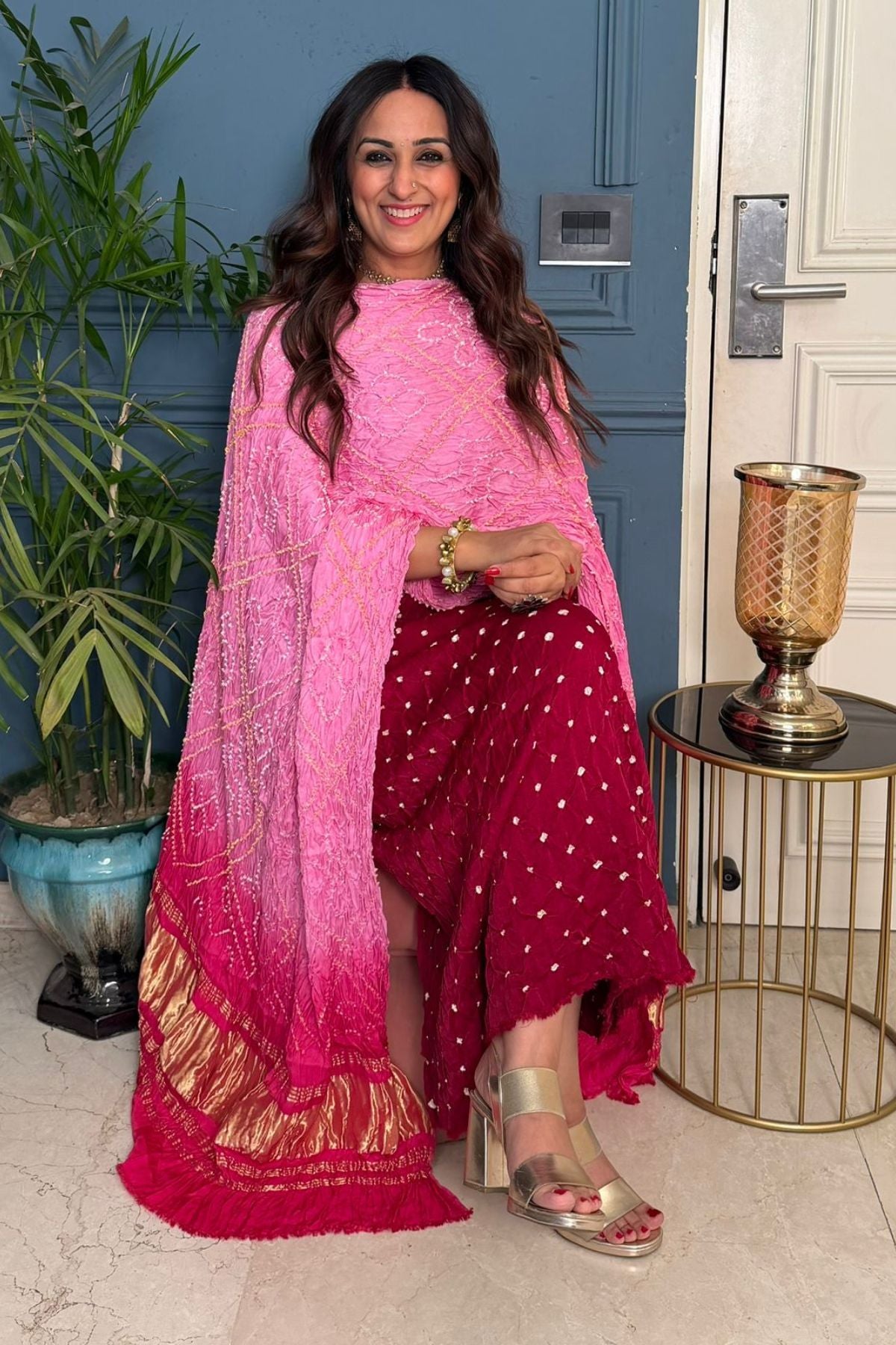 Hand Bandhani kurta dupatta set with Lagdi patta