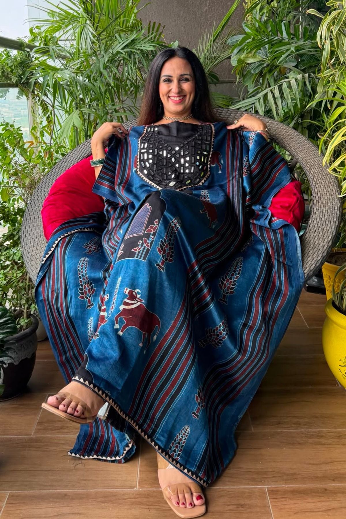 Handcrafted Kutch mirror work kurta on pure Mashru!!