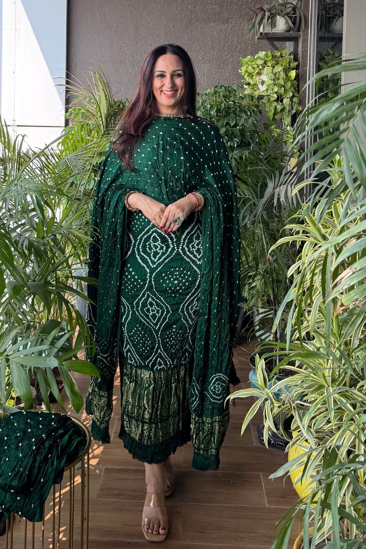 Pure modal silk full set with hand done bandhani and zari weaving!!
