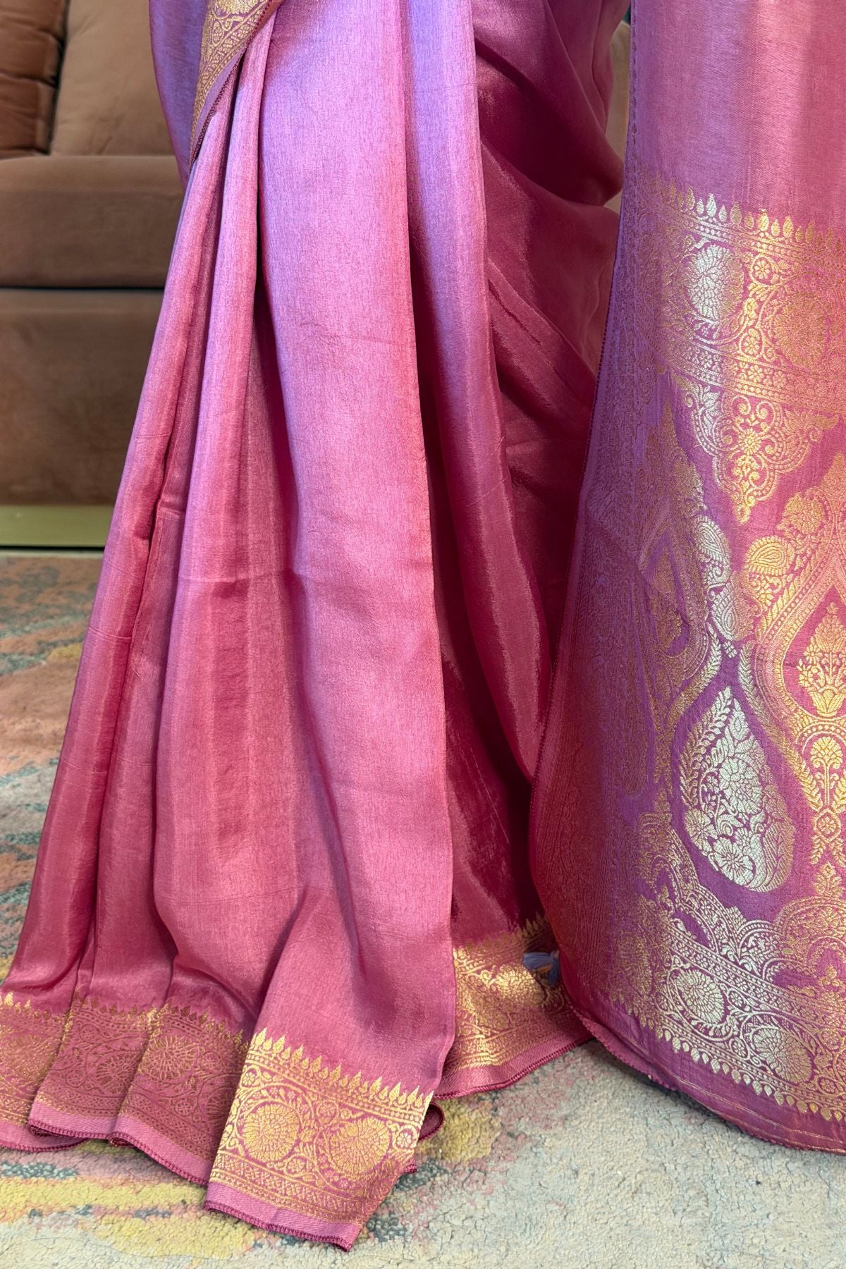 Ombré Dola silk saree with zari weave!!