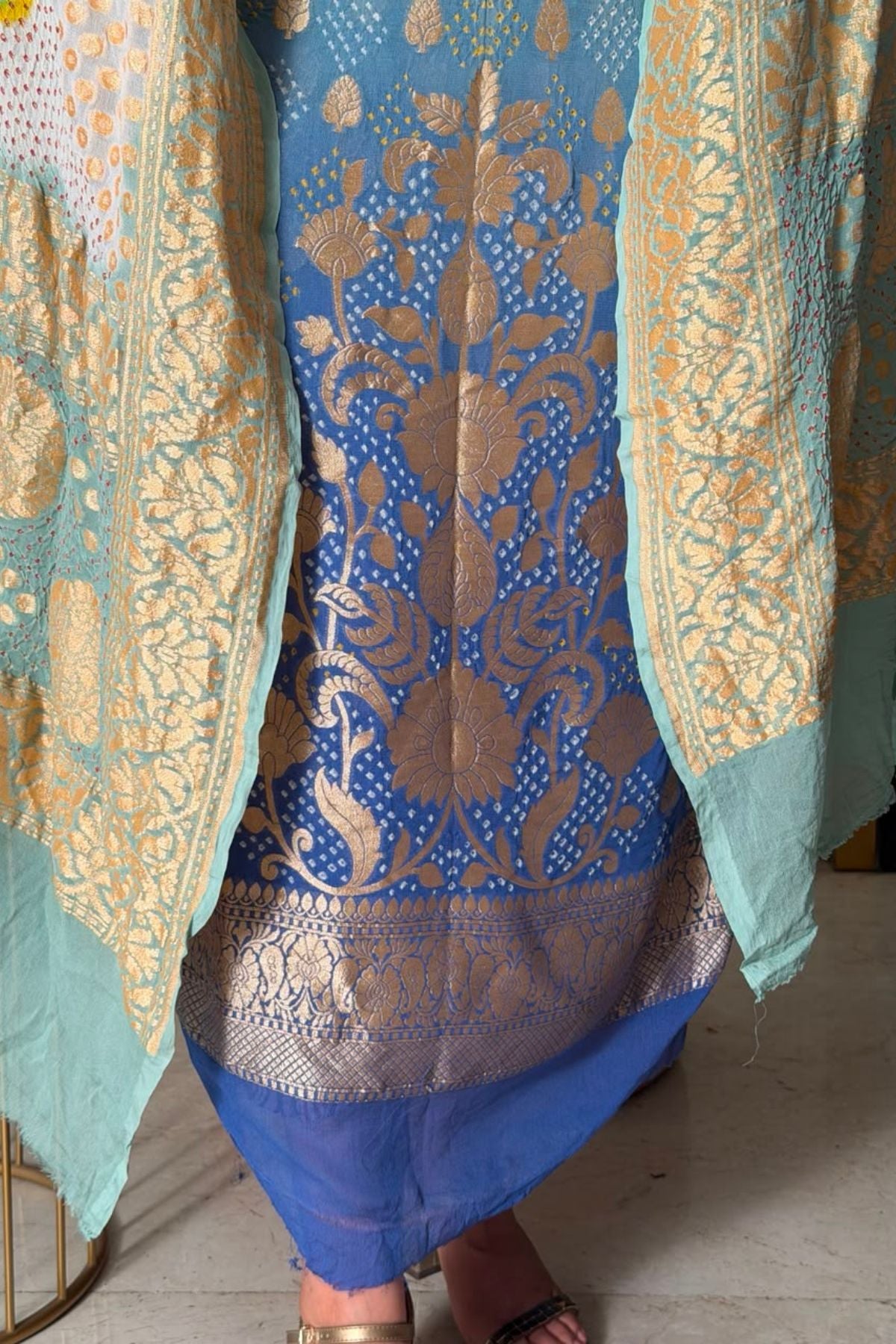 Banarasi khaddi georgette with red Bandhani full set!!!