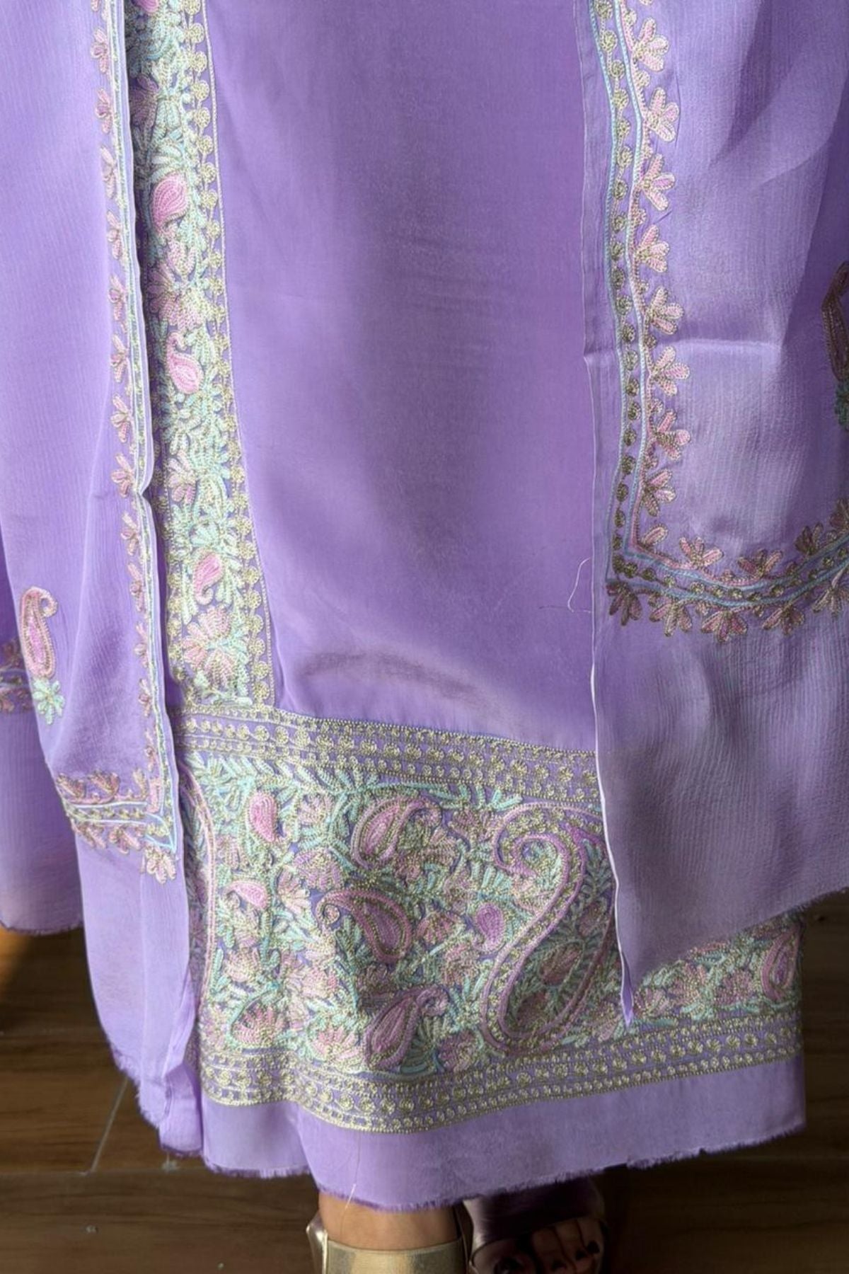 Kashmiri Aari embroidery on premium crepe full sets!!