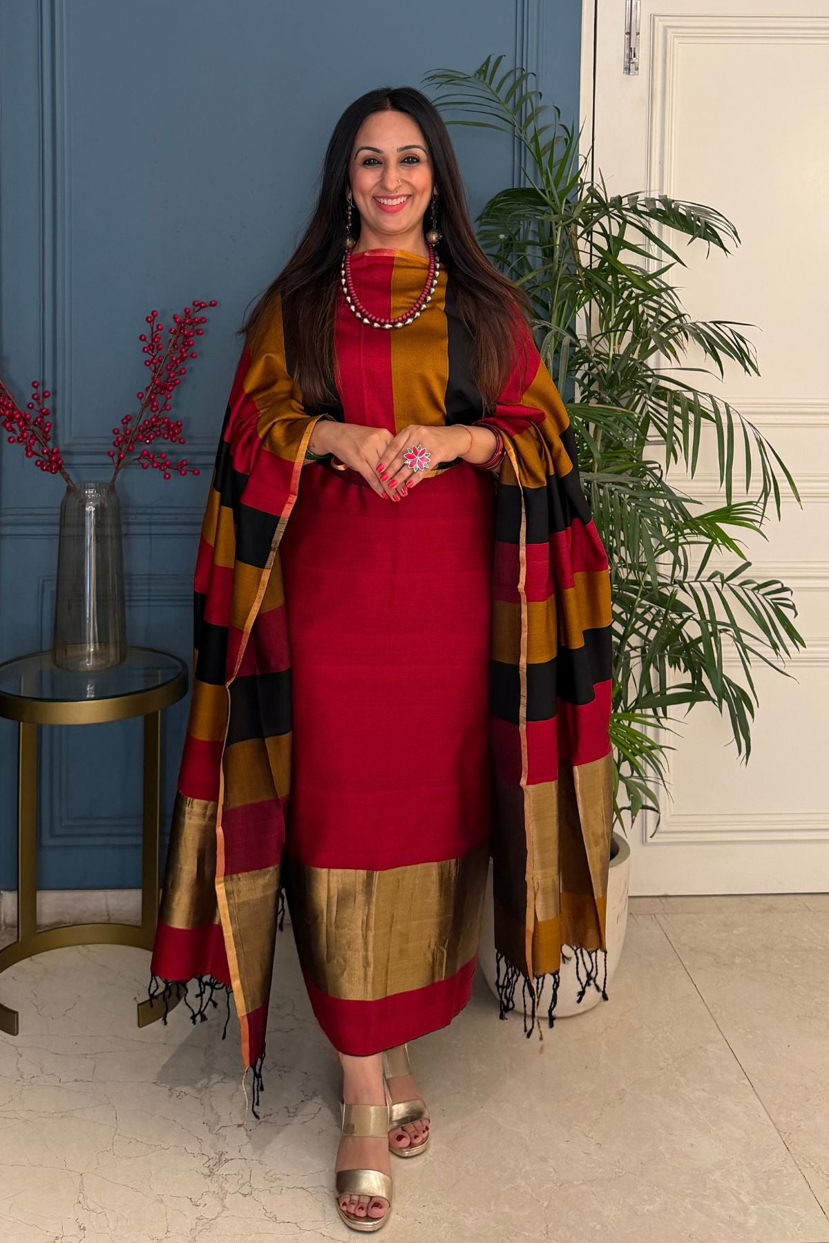 Maheshwari weave kurta dupatta set on cotton silk